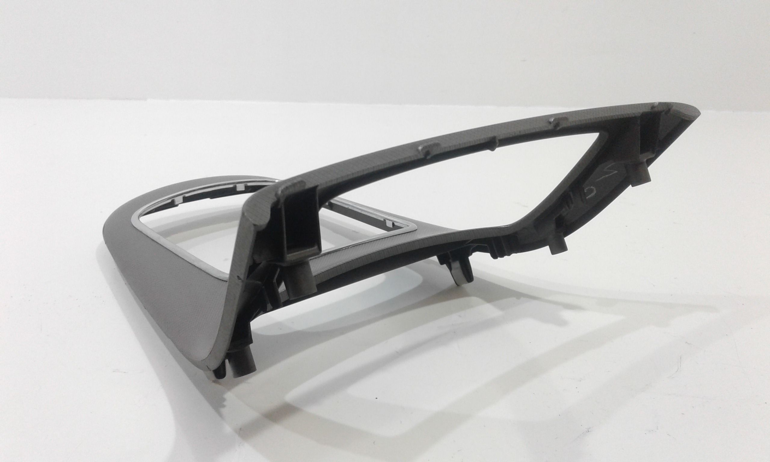 Cover plastica leva marce TOYOTA Avensis S. Wagon 2 Serie