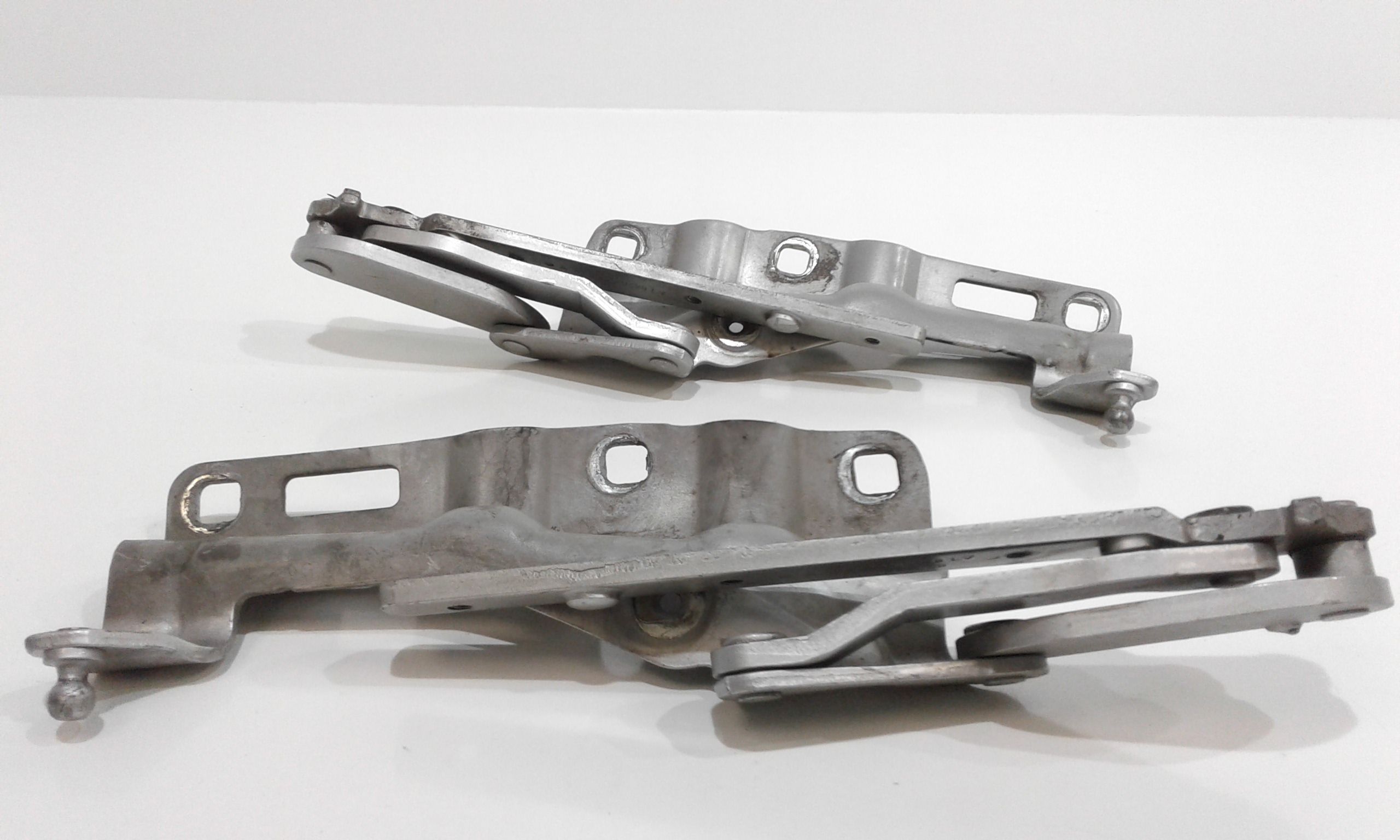 Cerniere cofano anteriore dx e sx MERCEDES Classe C Berlina W203