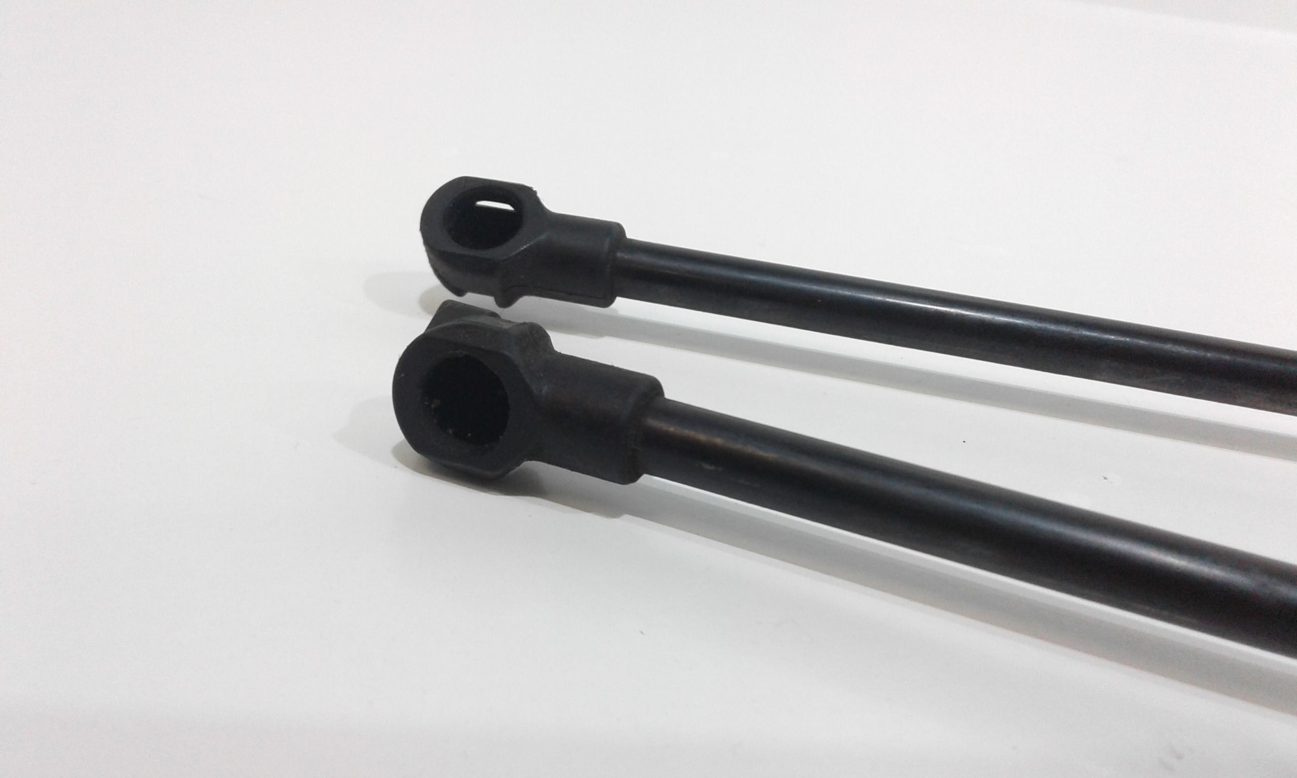 Pistoncini cofano ant ALFA ROMEO Giulia serie