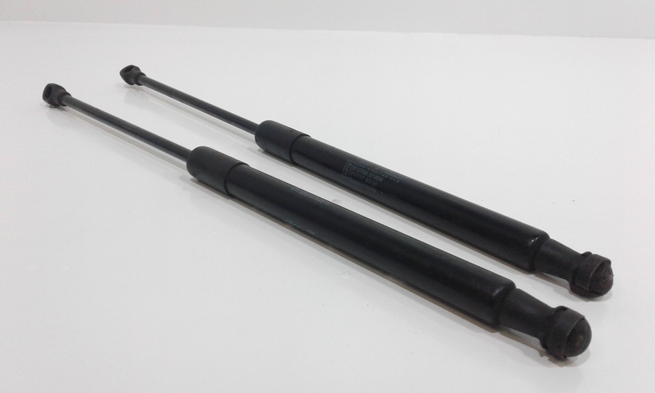 Pistoncini cofano ant ALFA ROMEO Giulia serie