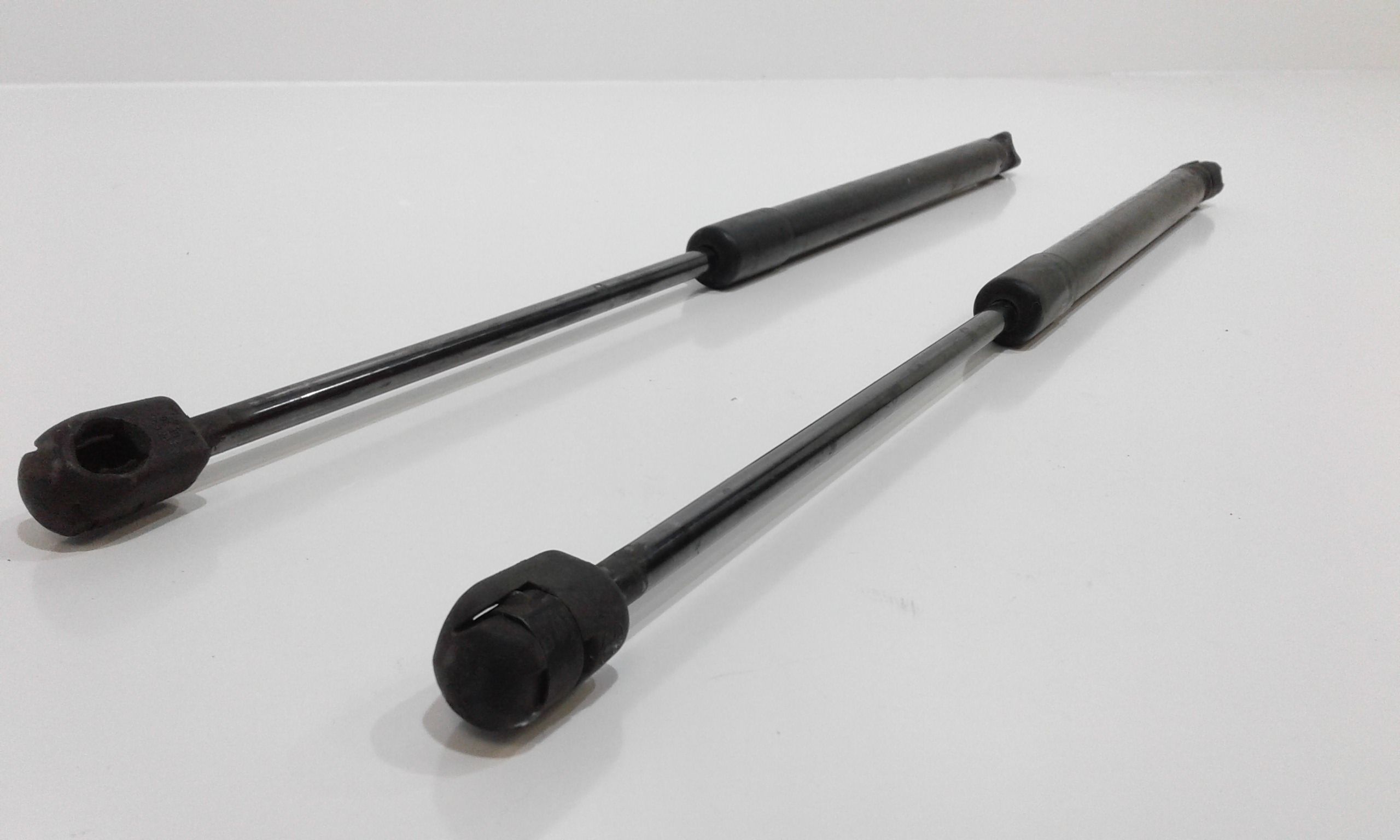 Pistoncini cofano ant AUDI Q7 1 Serie