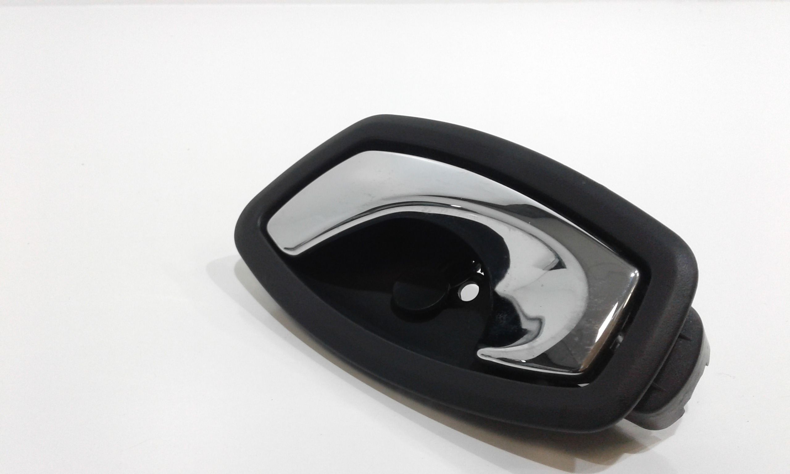 Maniglia interna Posteriore Sinistra RENAULT Clio Serie IV