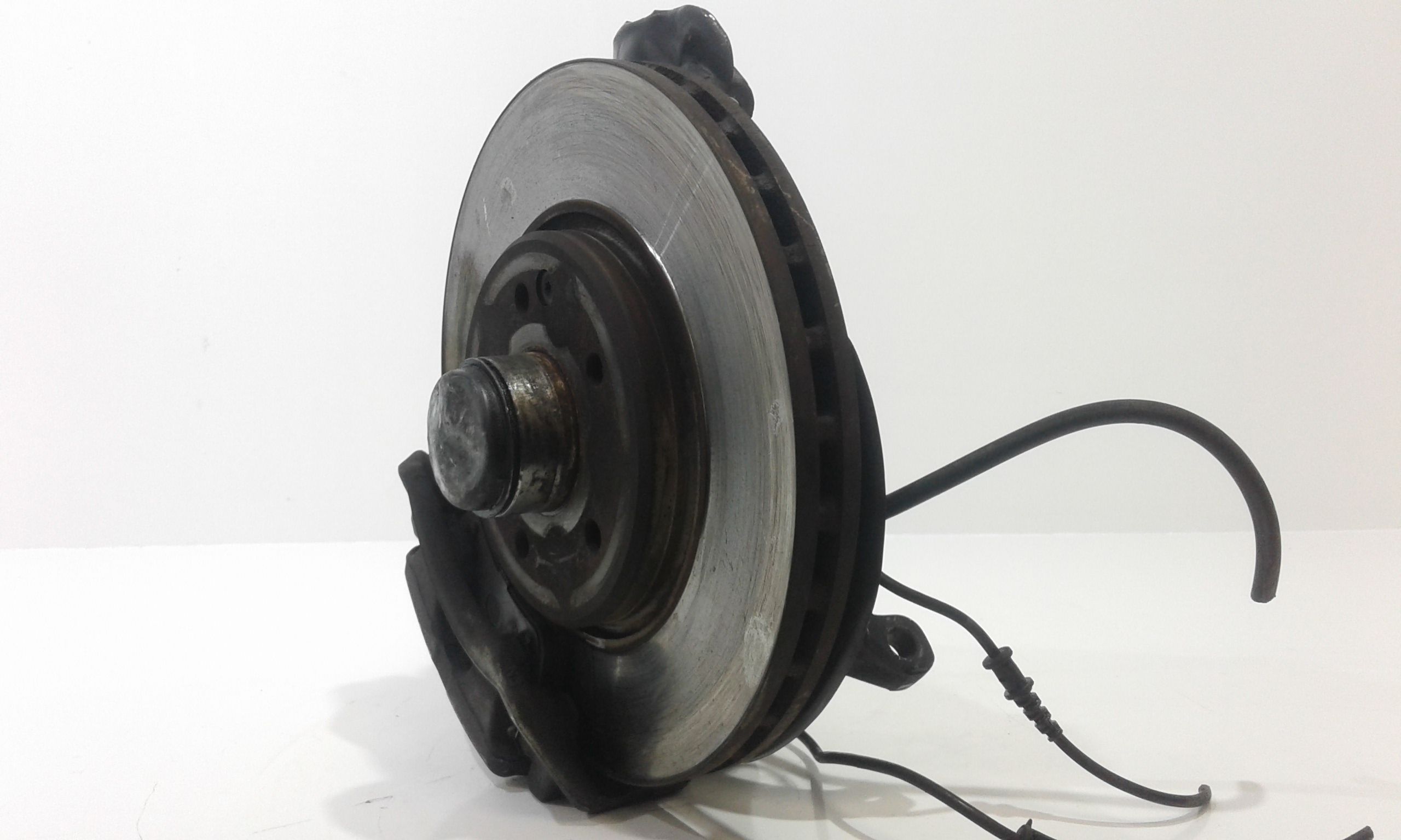 Mozzo ruota anteriore Sinistra guida MERCEDES Classe C S. Wagon W203