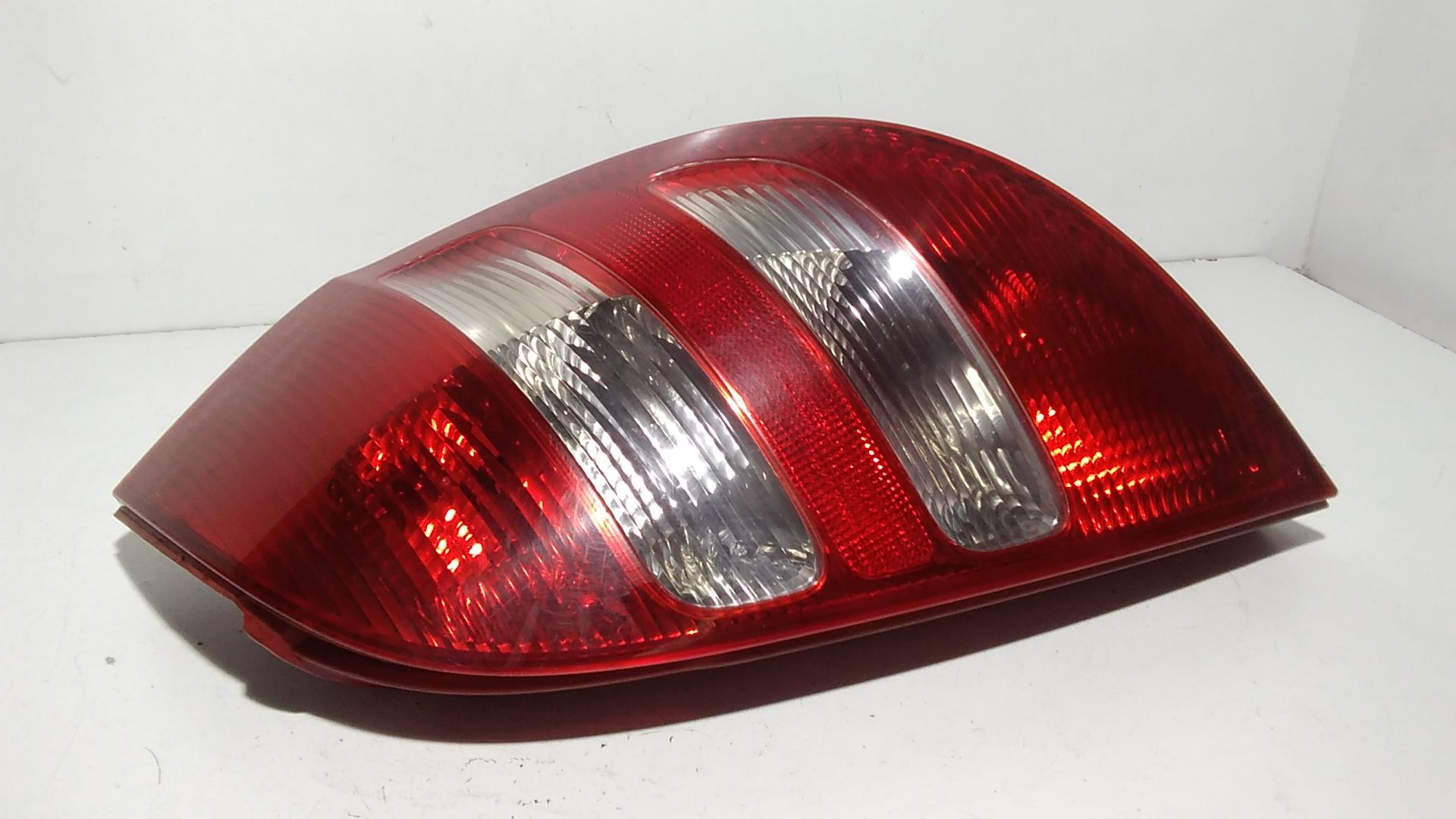 Stop fanale posteriore Destro Passeggero MERCEDES Classe A W169 3 Serie