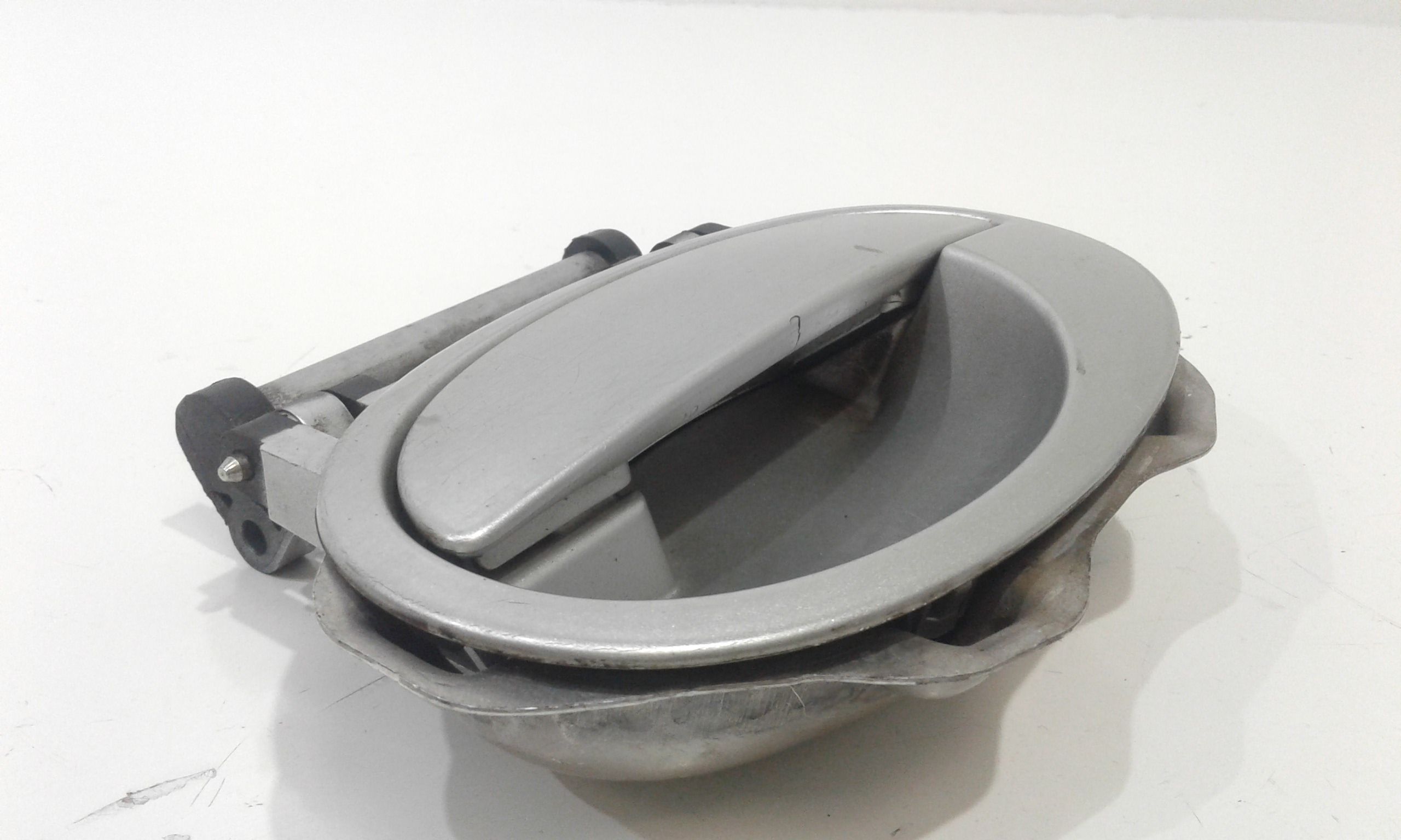 Maniglia posteriore baule apertura sediolini SX OPEL Corsa C 5P 2 Serie