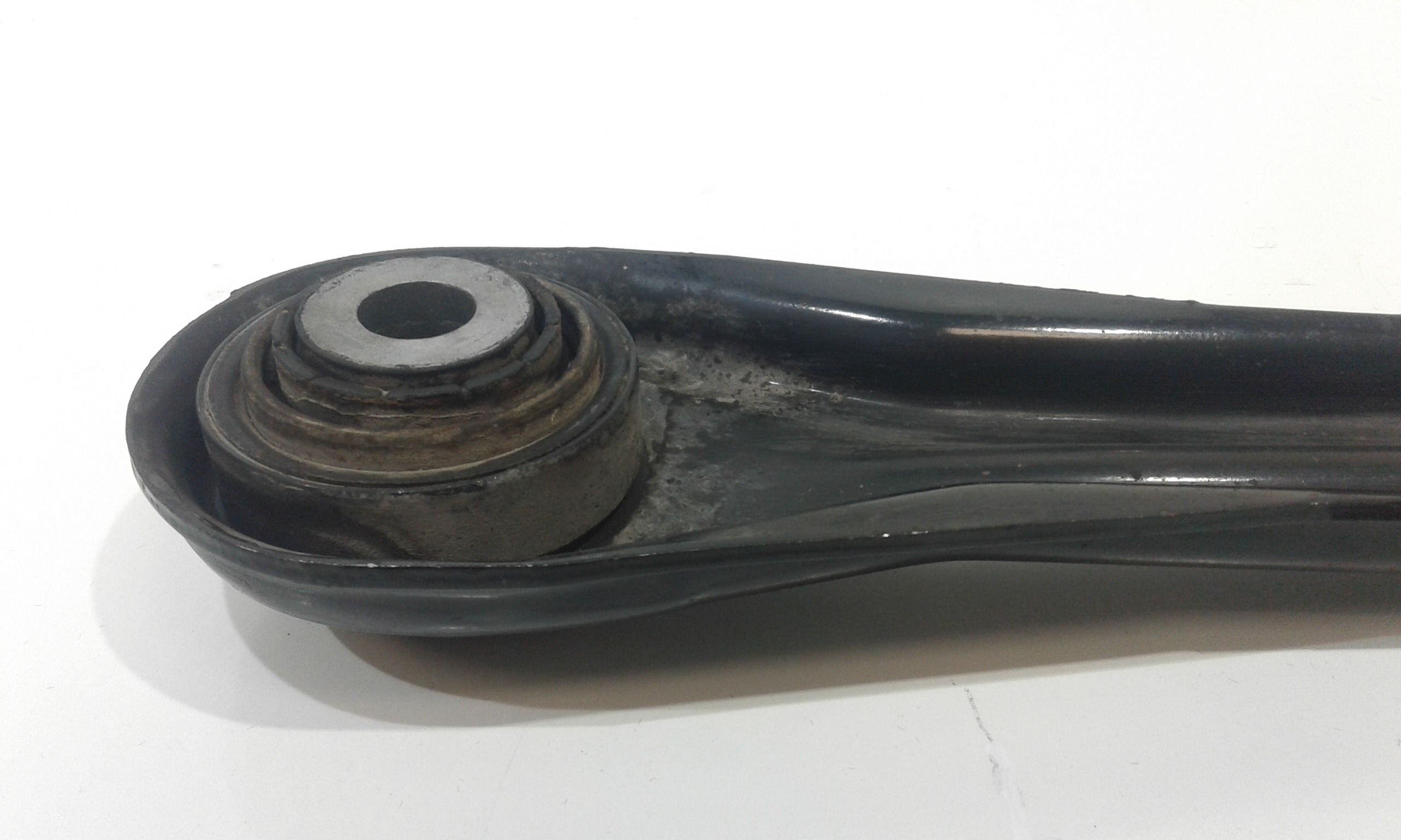 Braccio oscillante assale posteriore DX AUDI Q7 1 Serie