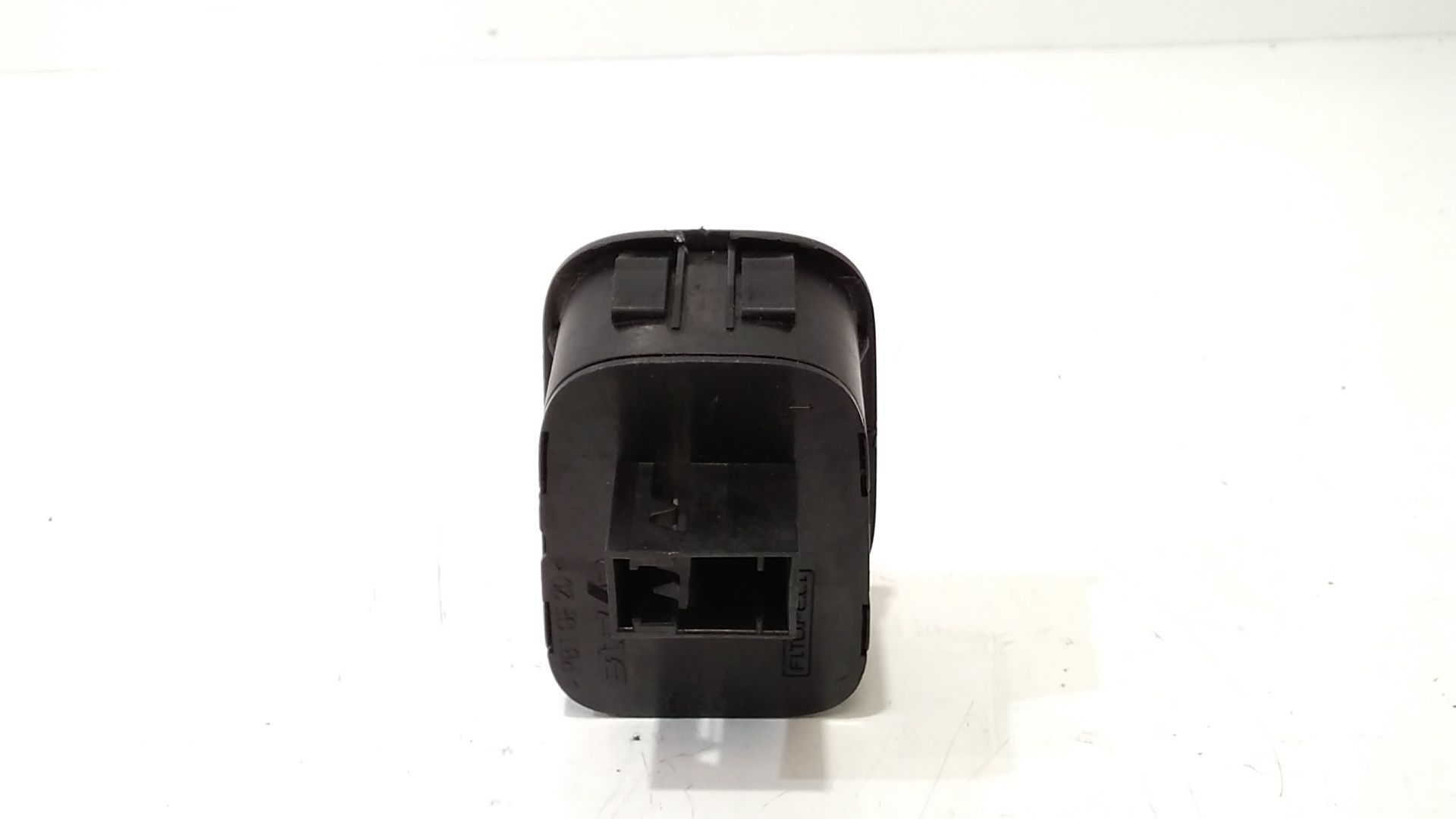 Pulsante luci di emergenza PEUGEOT Bipper 1 Serie