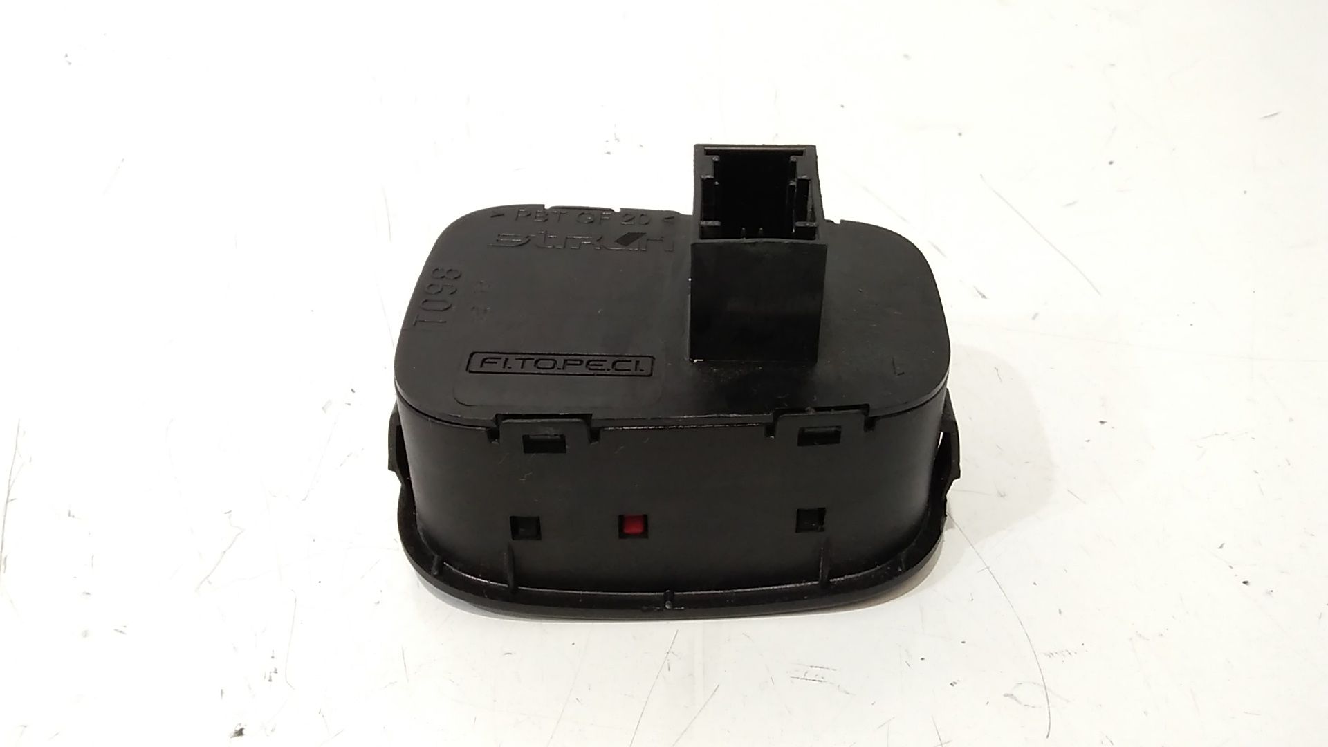 Pulsante luci di emergenza PEUGEOT Bipper 1 Serie