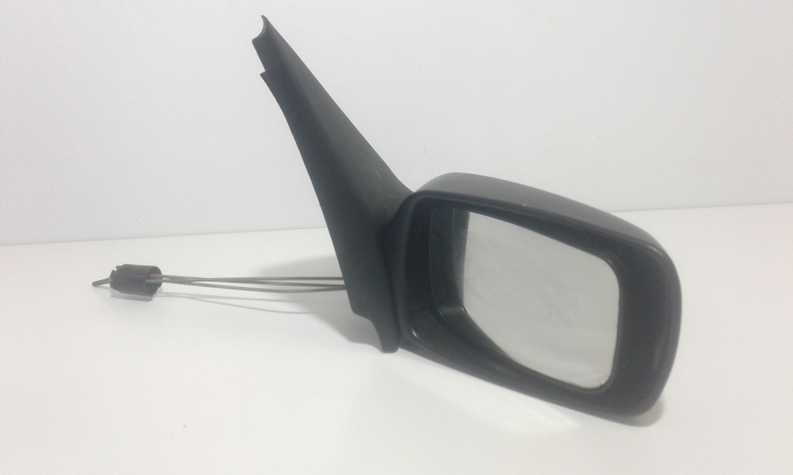 Specchietto Retrovisore Destro FIAT Punto Berlina 3P