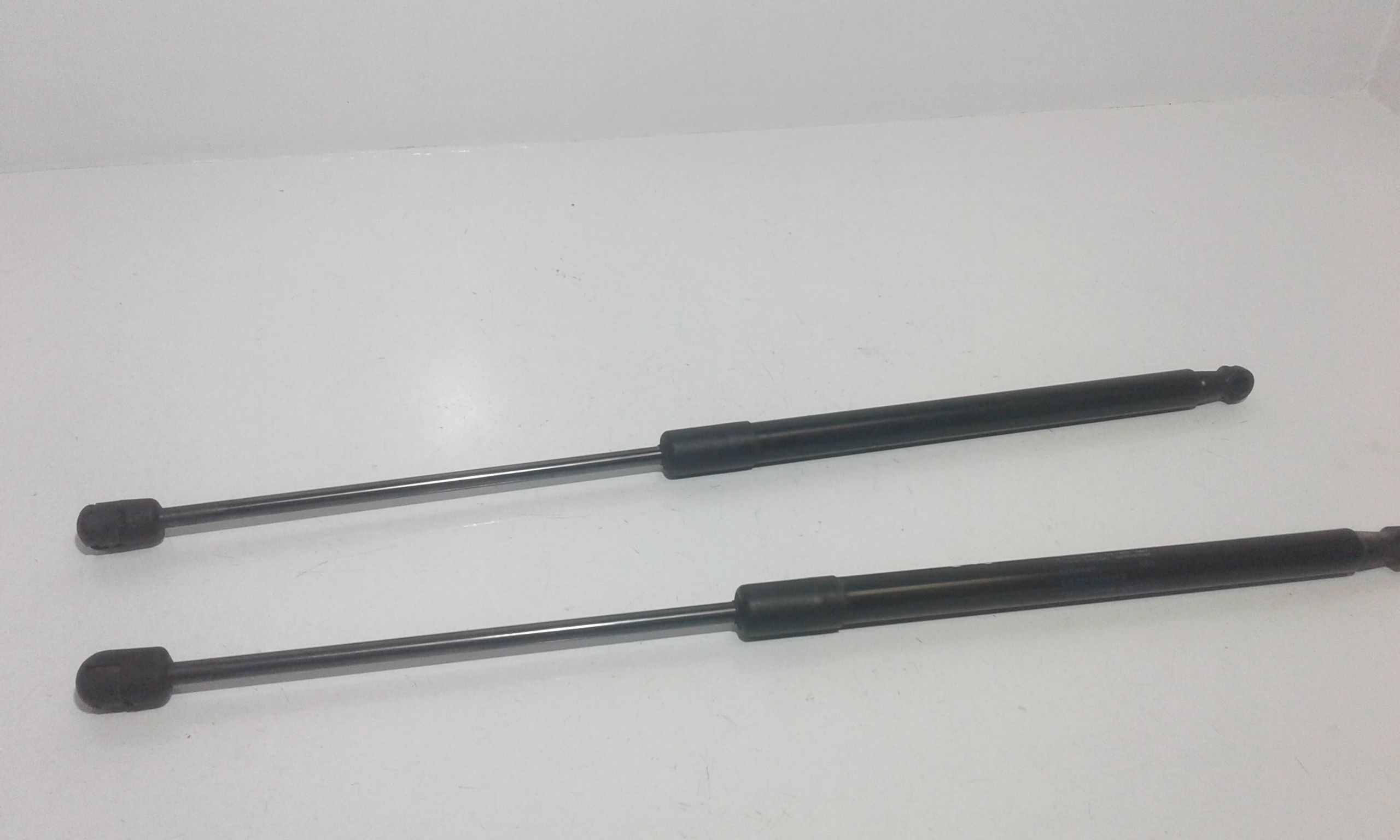 Pistoncini cofano Post. SKODA Fabia S. Wagon 2 Serie