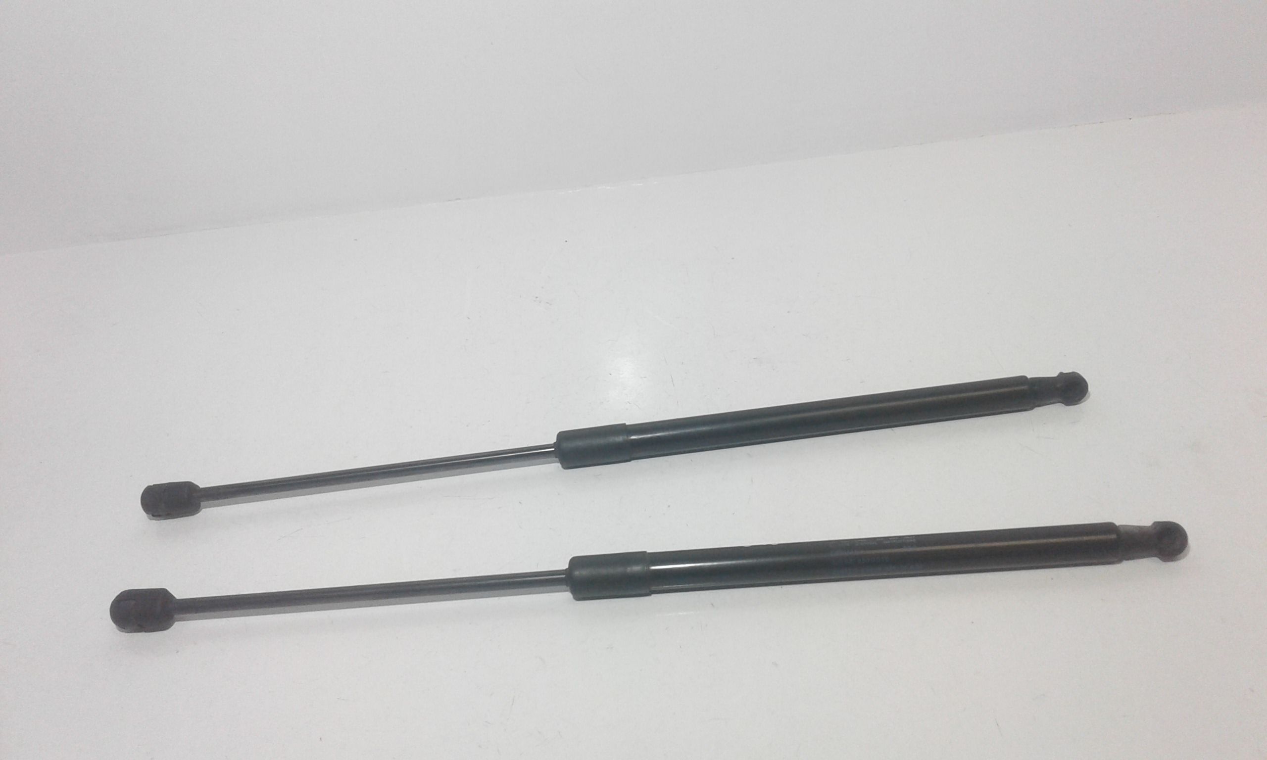 Pistoncini cofano Post. SKODA Fabia S. Wagon 2 Serie