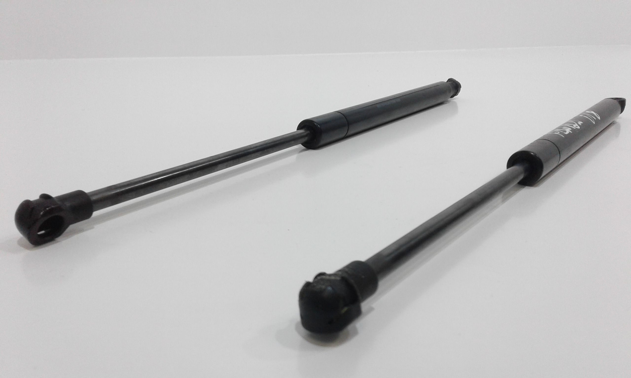 Pistoncini cofano Post. FIAT Panda 3 Serie