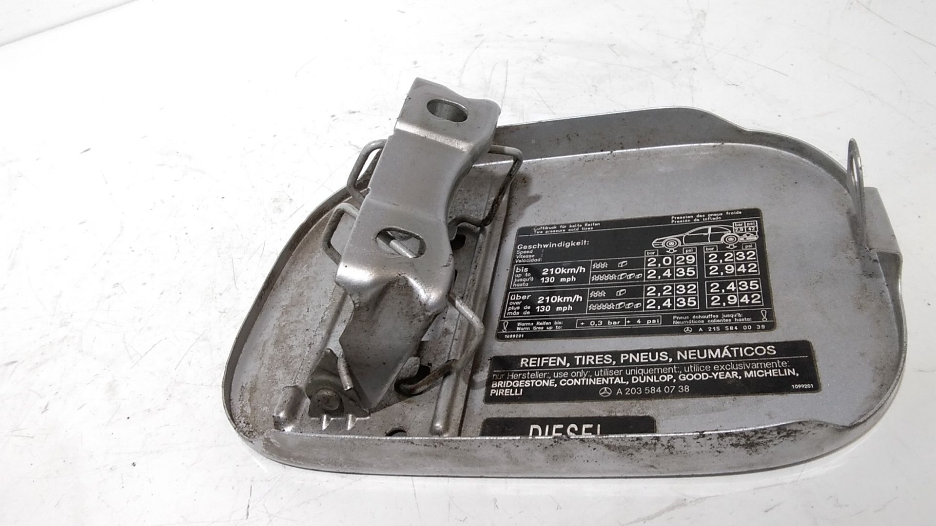 Sportellino Carburante MERCEDES Classe C Berlina W203