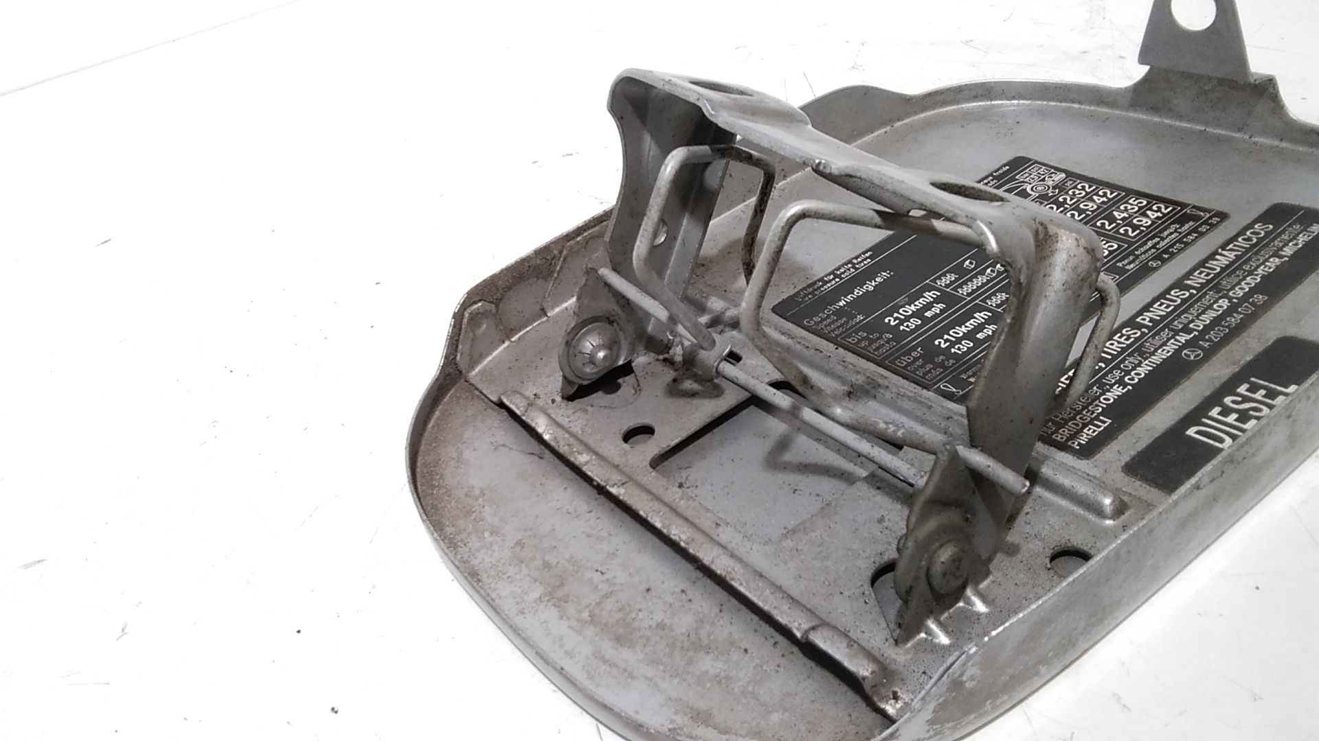 Sportellino Carburante MERCEDES Classe C Berlina W203