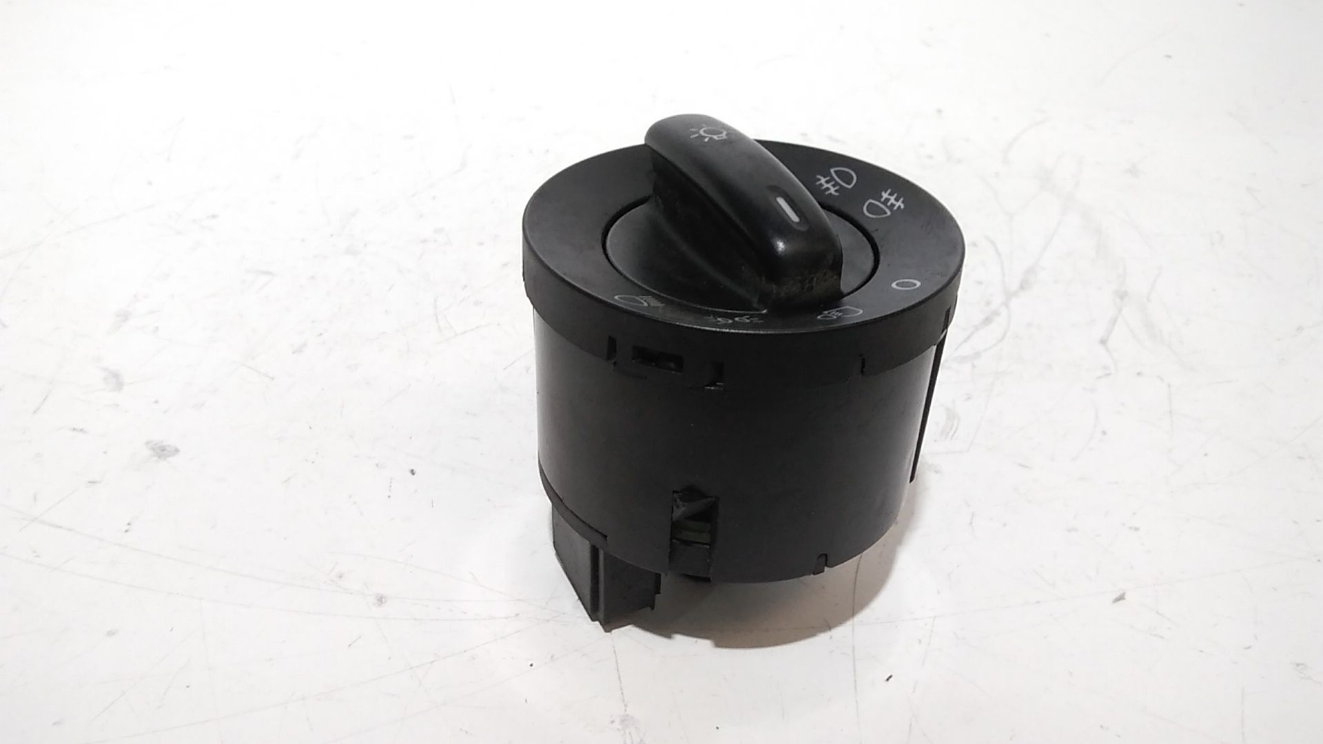 Interruttore comando luci VOLKSWAGEN Golf 5 Plus (04>08)