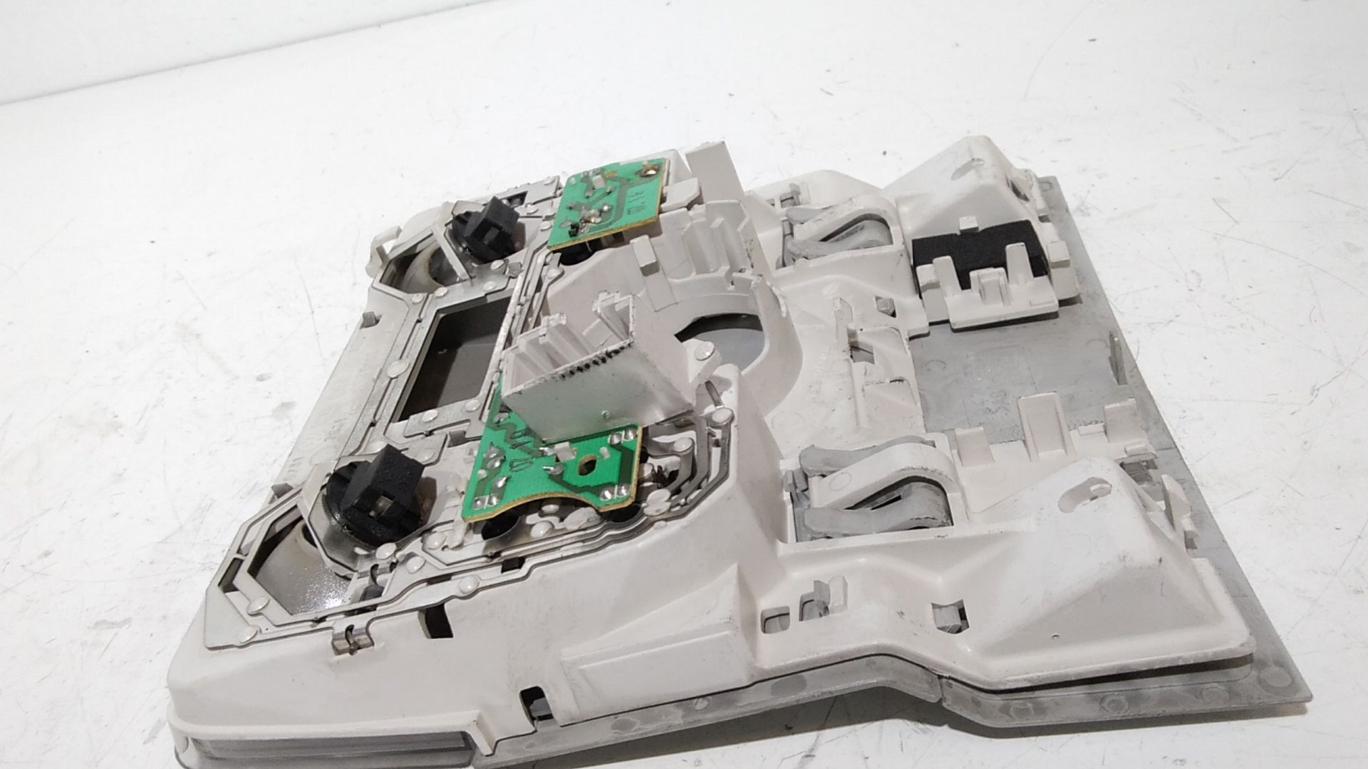 Plafoniera VOLKSWAGEN Golf 5 Plus (04>08)