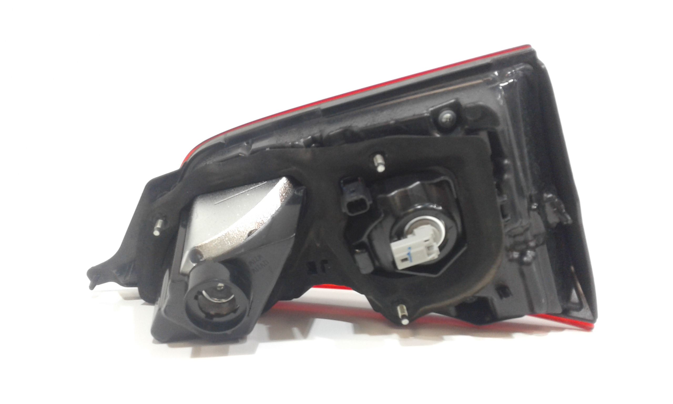 Stop Posteriore Destro Integrato nel Portello NISSAN Qashqai Serie