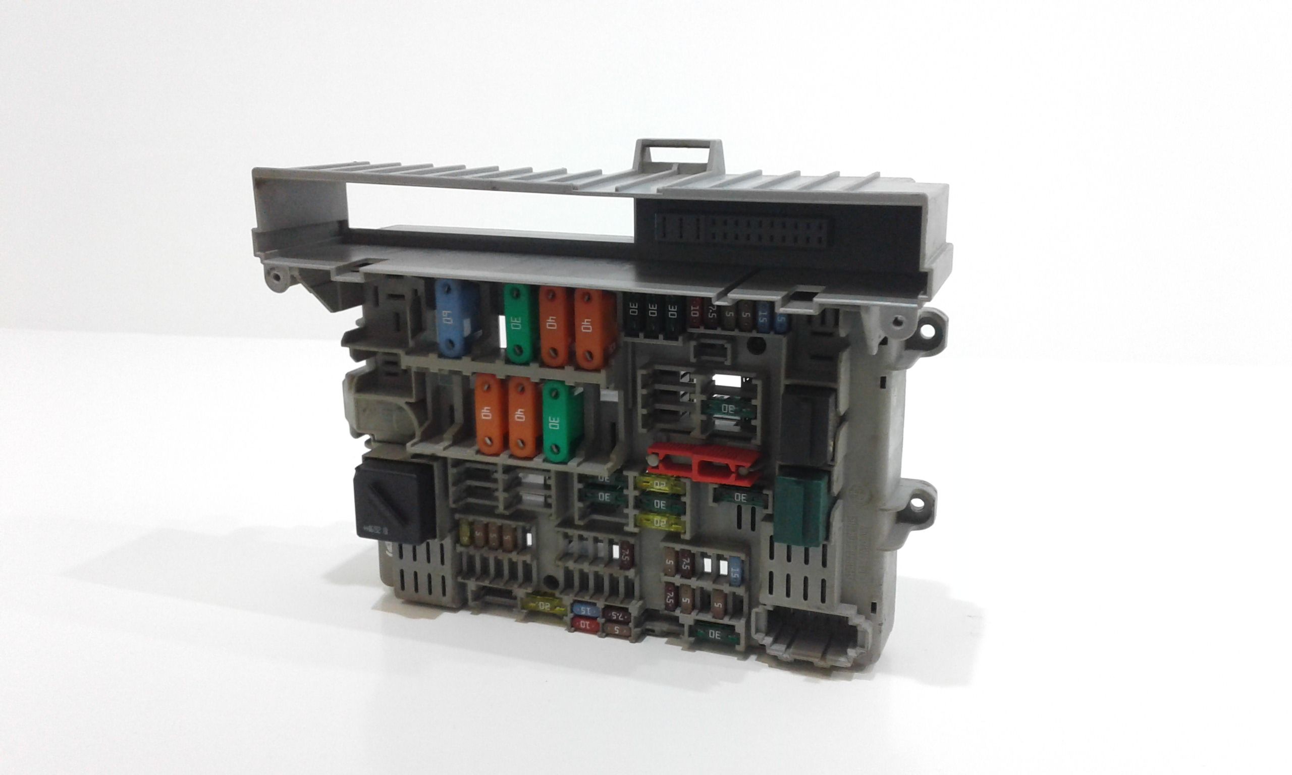 Centralina porta fusibili BMW Serie 3 E90 Berlina