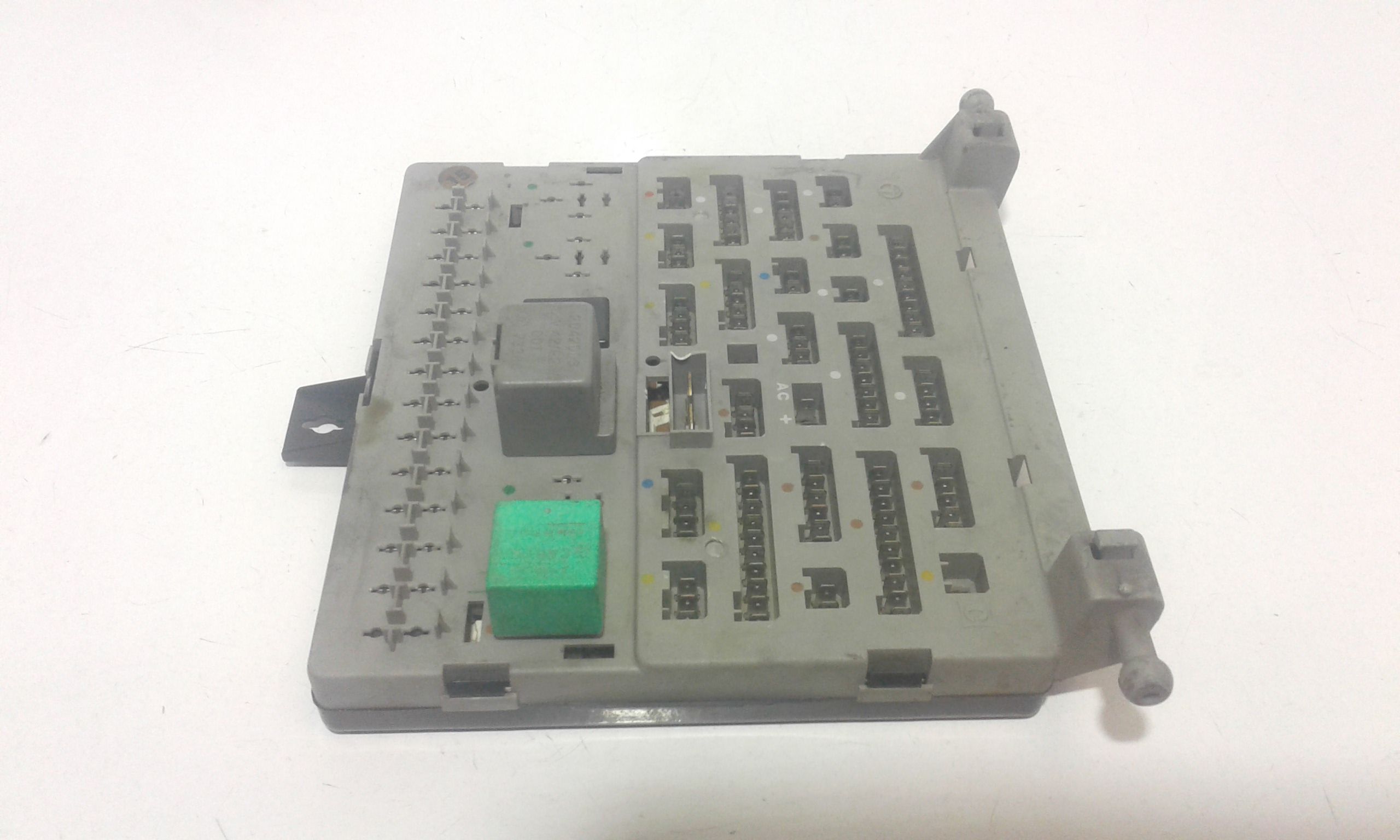 Centralina porta fusibili PEUGEOT 205 1 Serie