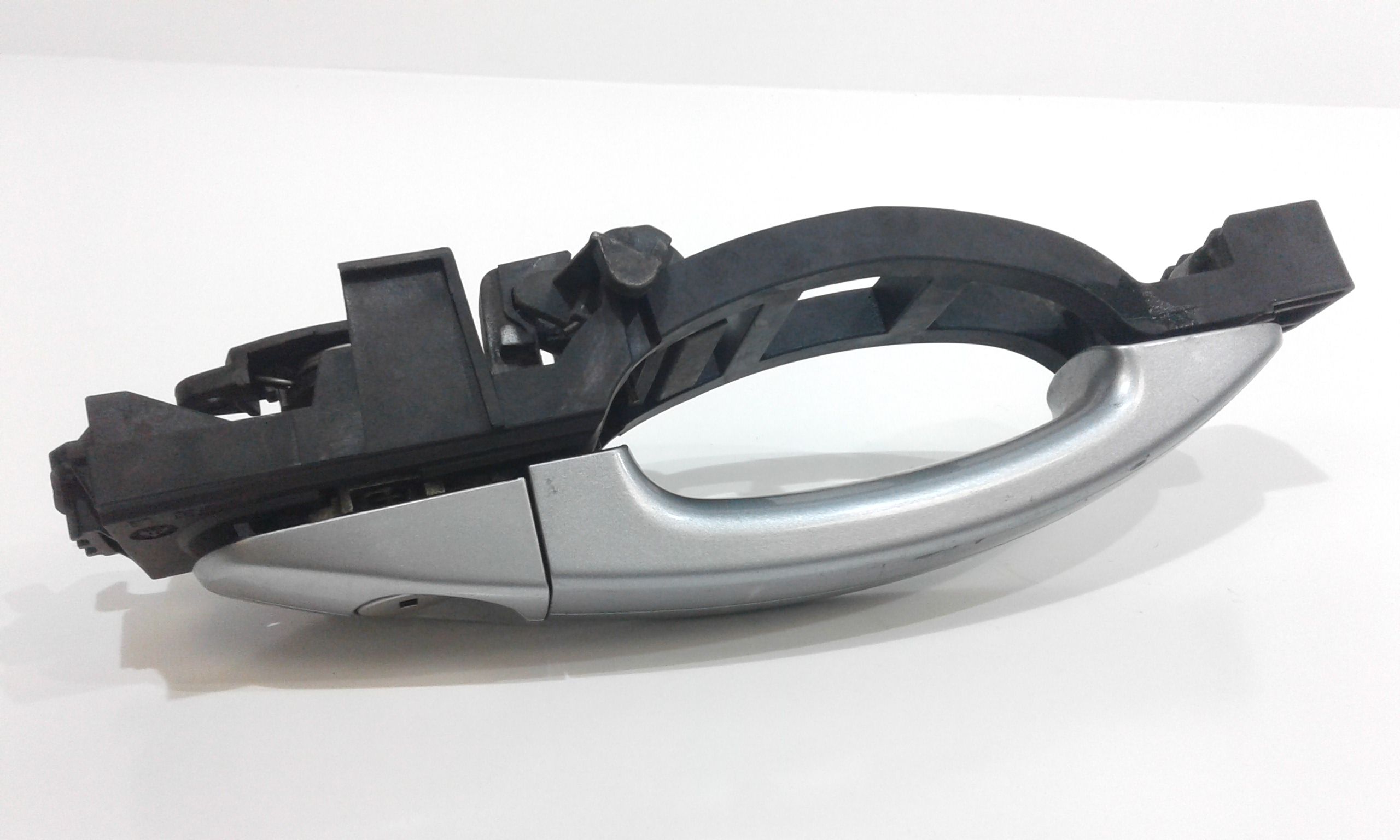 Maniglia esterna Anteriore Sinistra FORD C - Max Serie