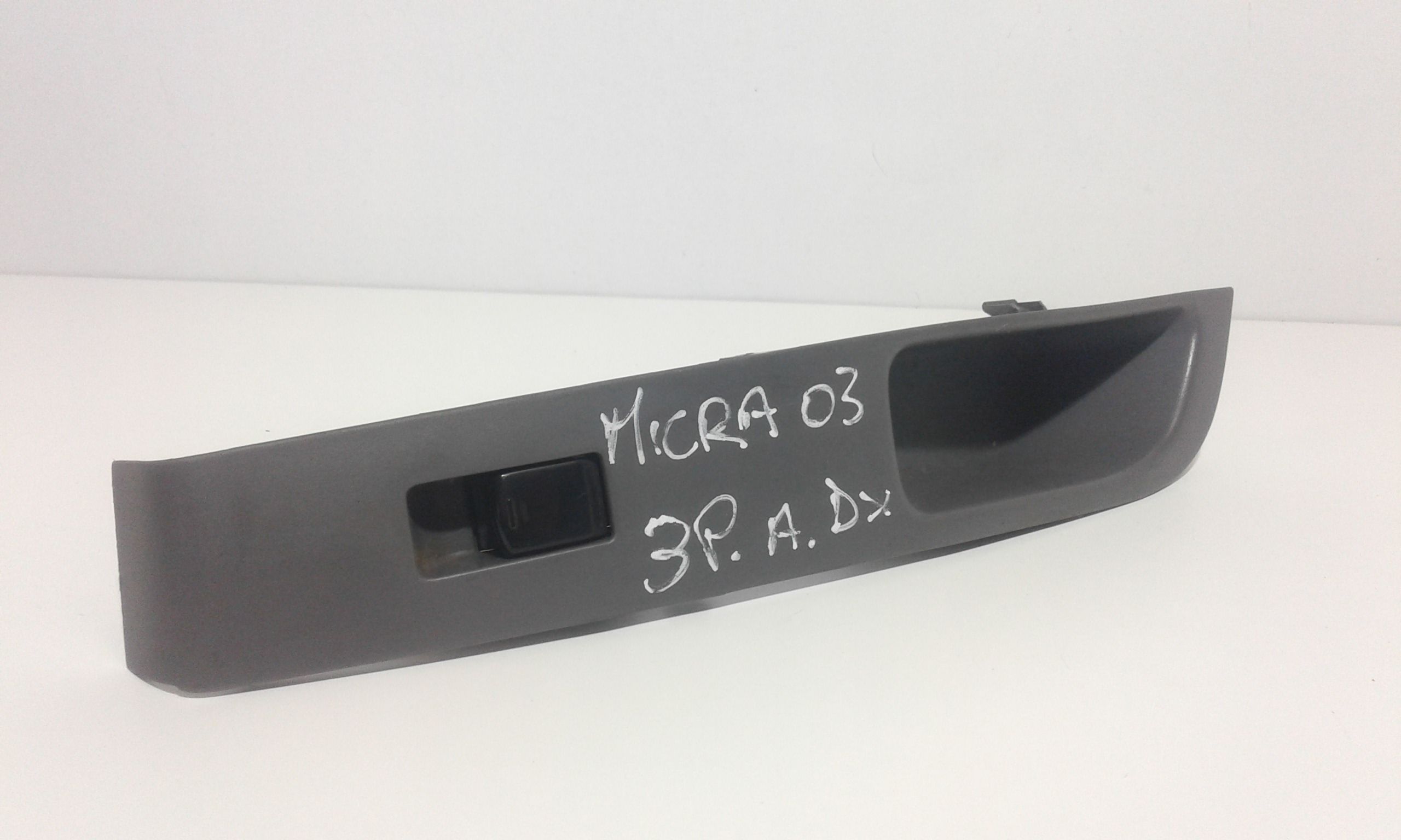 Pulsantiera Posteriore Destra NISSAN Micra 3 Serie