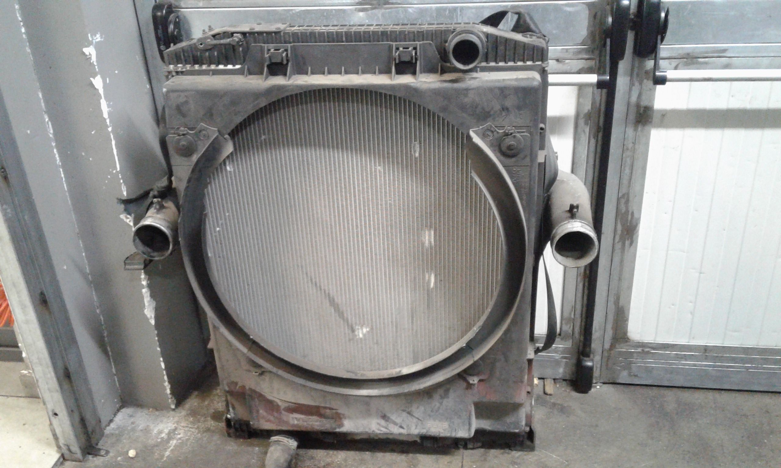 Radiatore acqua IVECO Stralis 1 Serie