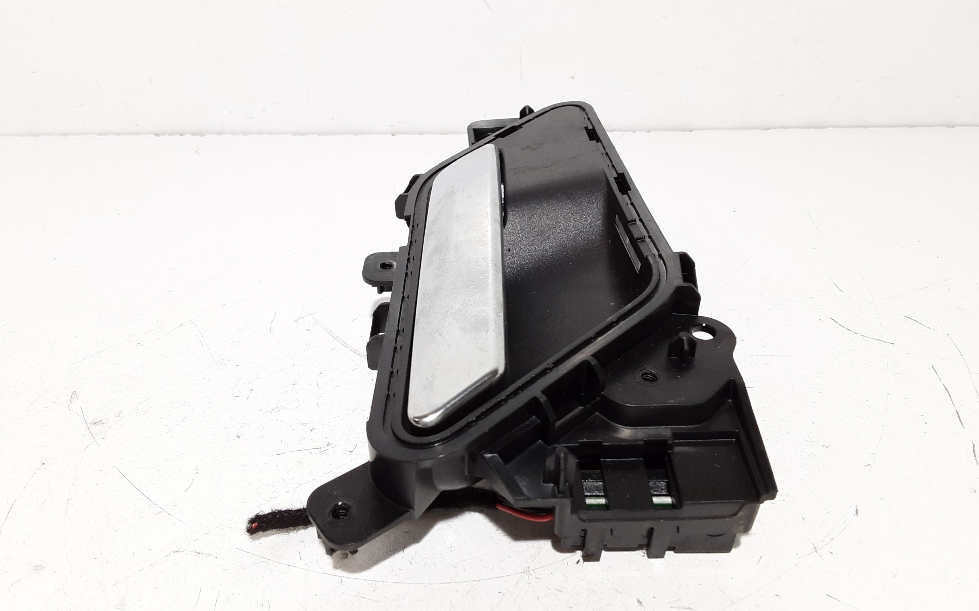 Maniglia interna Posteriore Sinistra JAGUAR F-Pace Serie (16>)