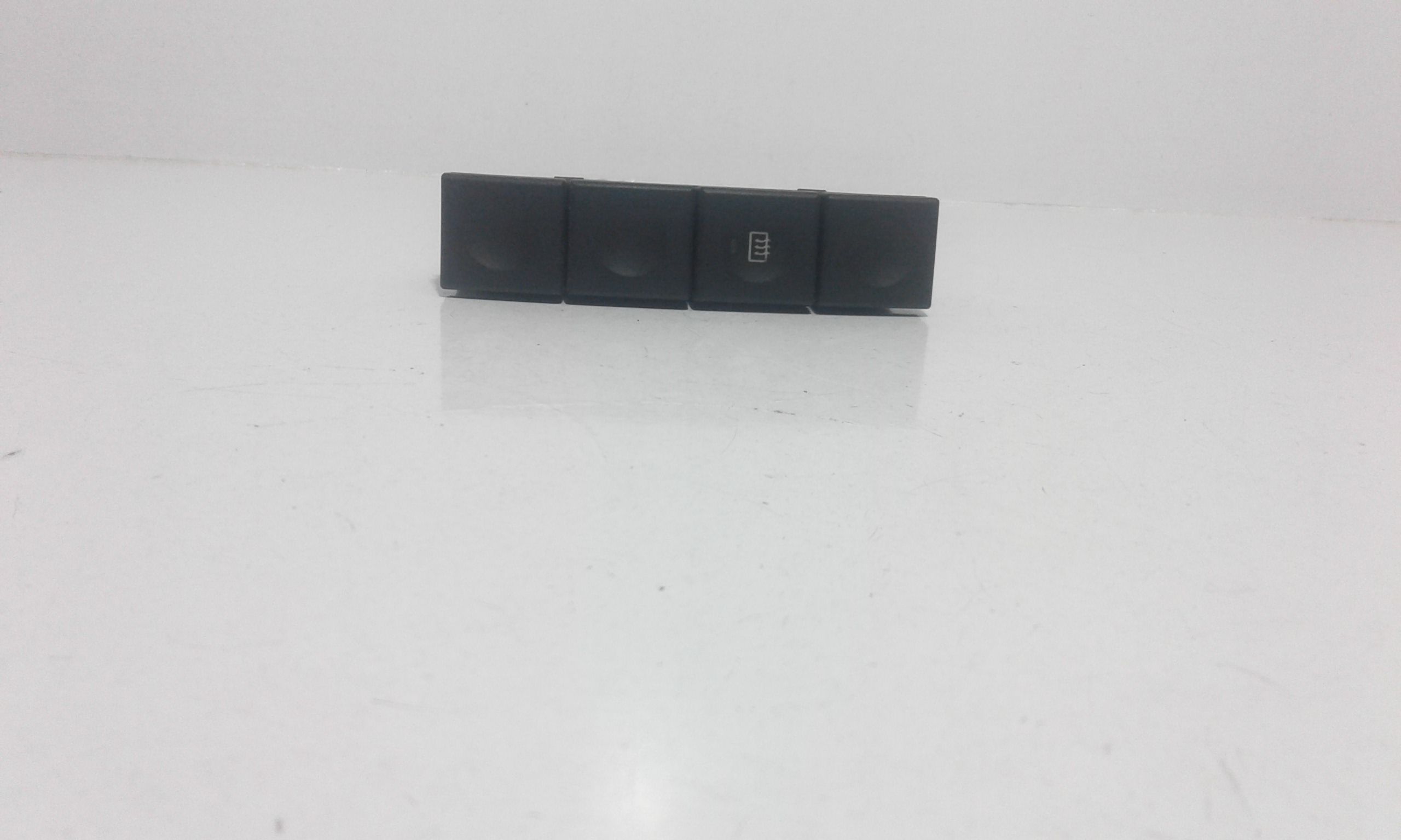 Pulsante Tergilunotto posteriore FORD Fusion 1 Serie