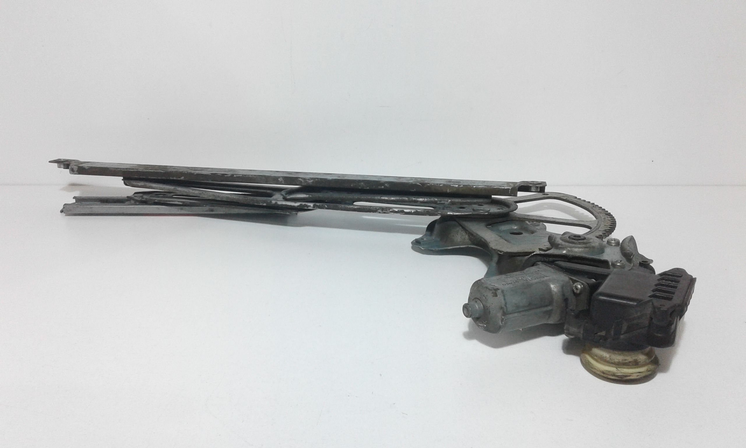 Cremagliera anteriore sinistra Guida TOYOTA Yaris 3 Serie