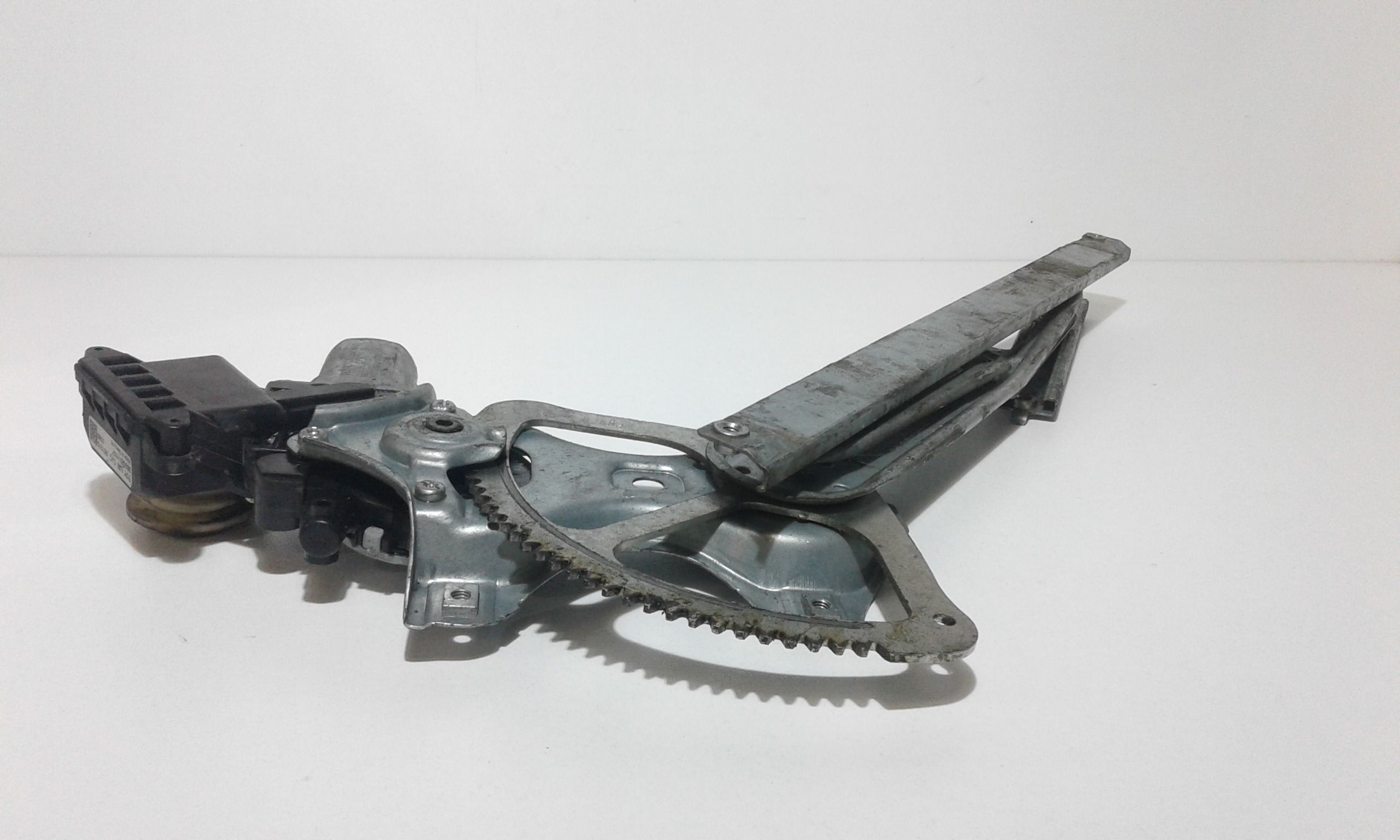 Cremagliera anteriore sinistra Guida TOYOTA Yaris 3 Serie