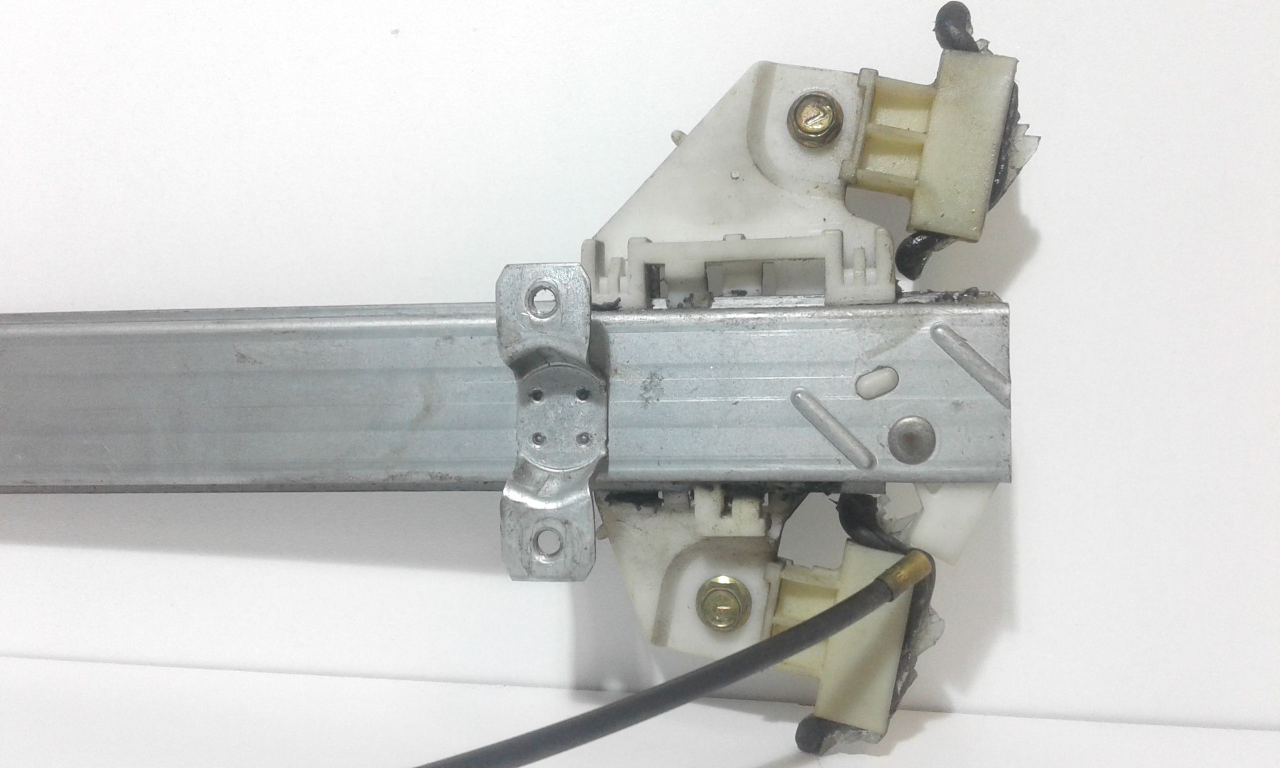 Cremagliera anteriore sinistra Guida HYUNDAI Atos 1 Serie