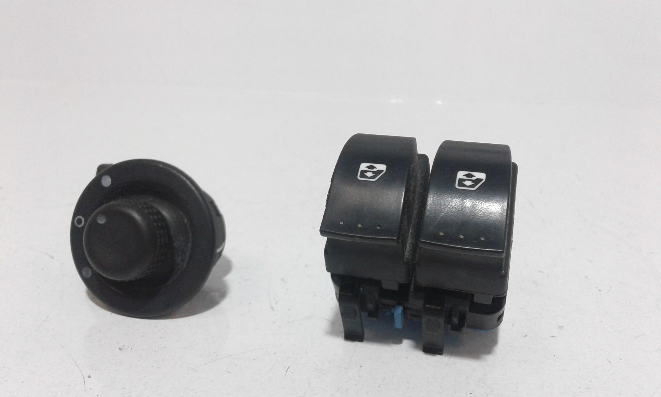 Pulsantiera Anteriore Sinistra Guida RENAULT Laguna Berlina 3 Seria