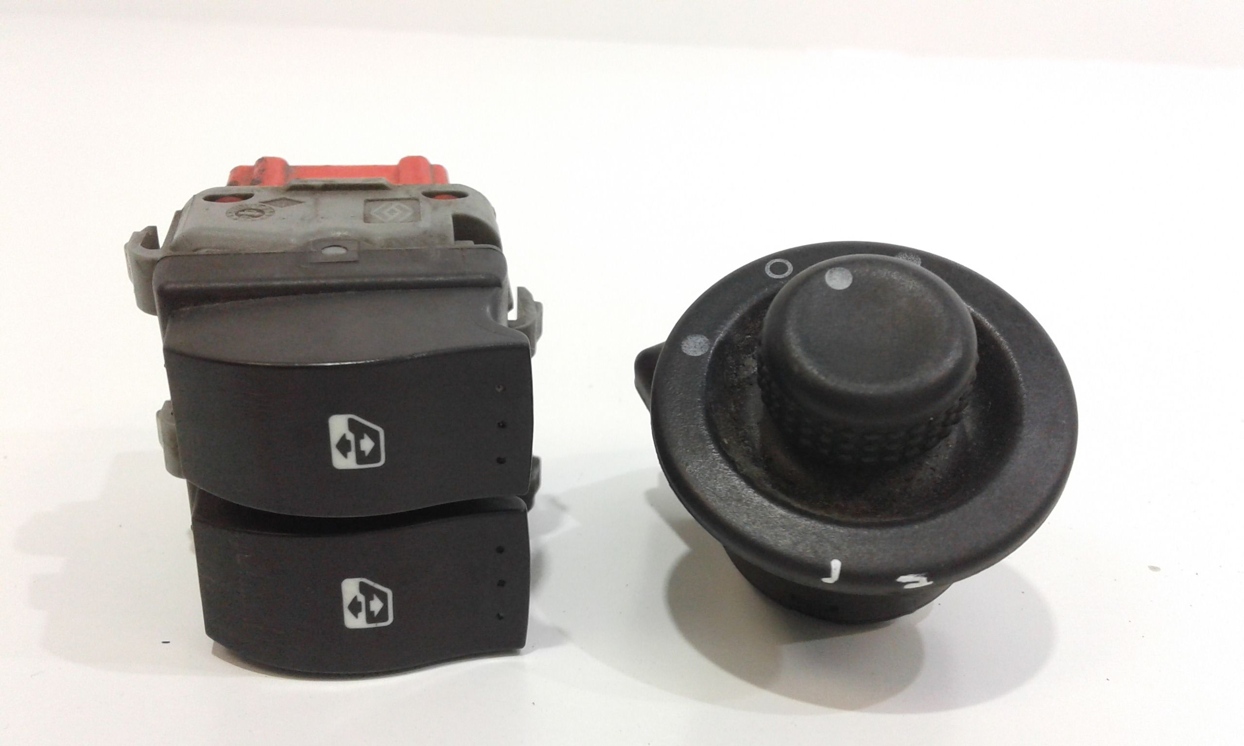 Pulsantiera Anteriore Sinistra Guida RENAULT Master 3 Serie