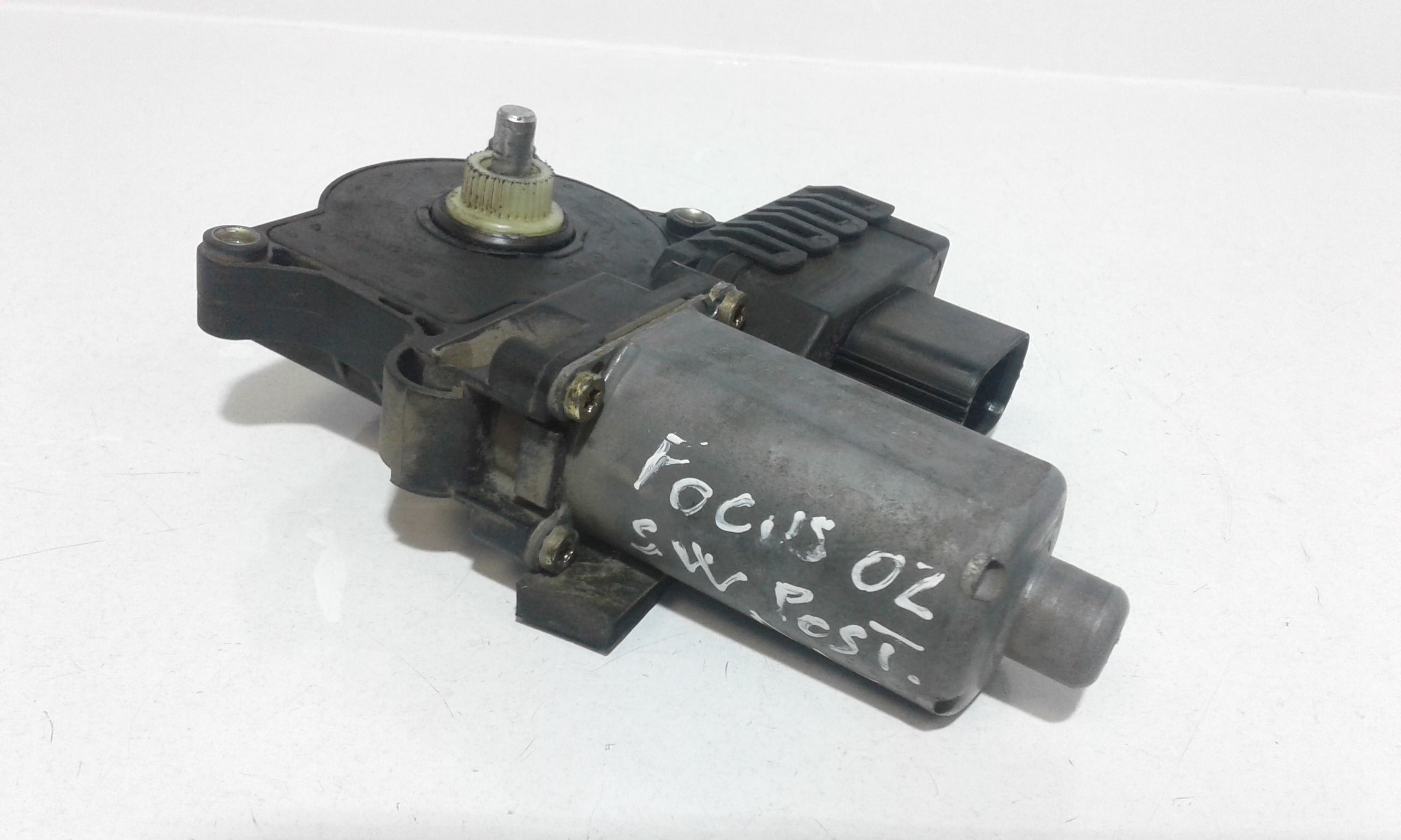 Motorino Alzavetro posteriore destra FORD Focus Berlina 2 Serie