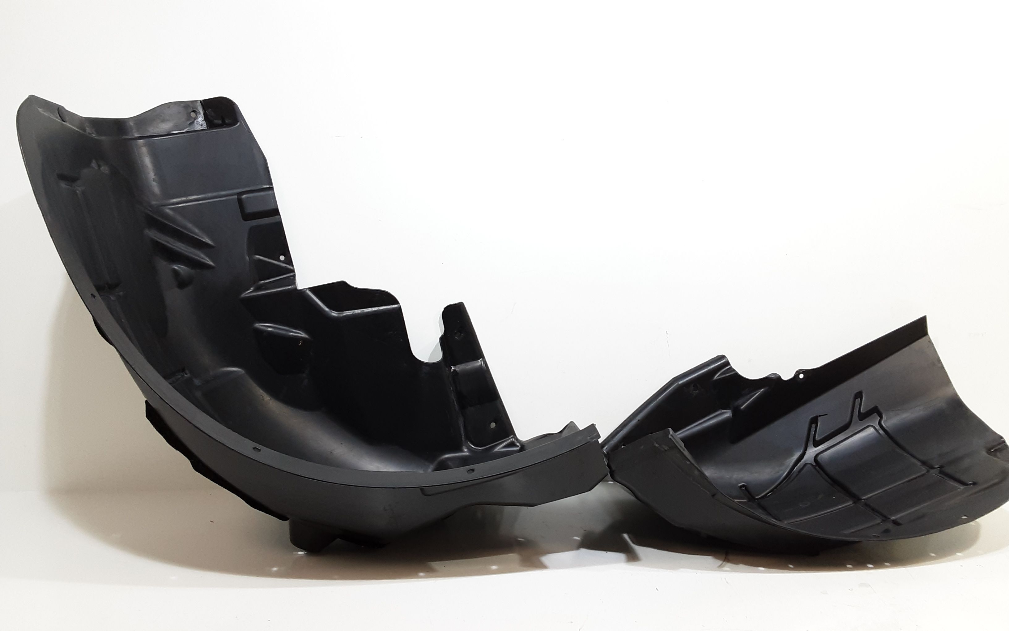 Passaruota post DX MASERATI Levante Serie (16>)