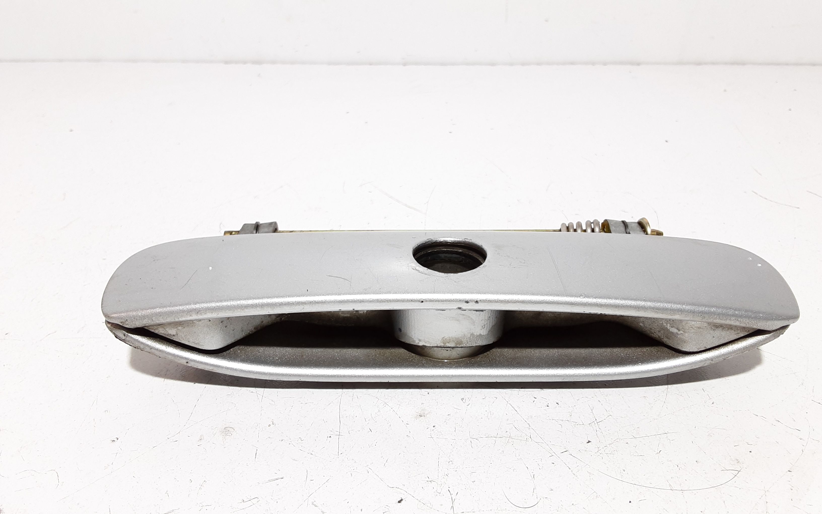 Maniglia portellone posteriore VOLKSWAGEN Polo 4 Serie