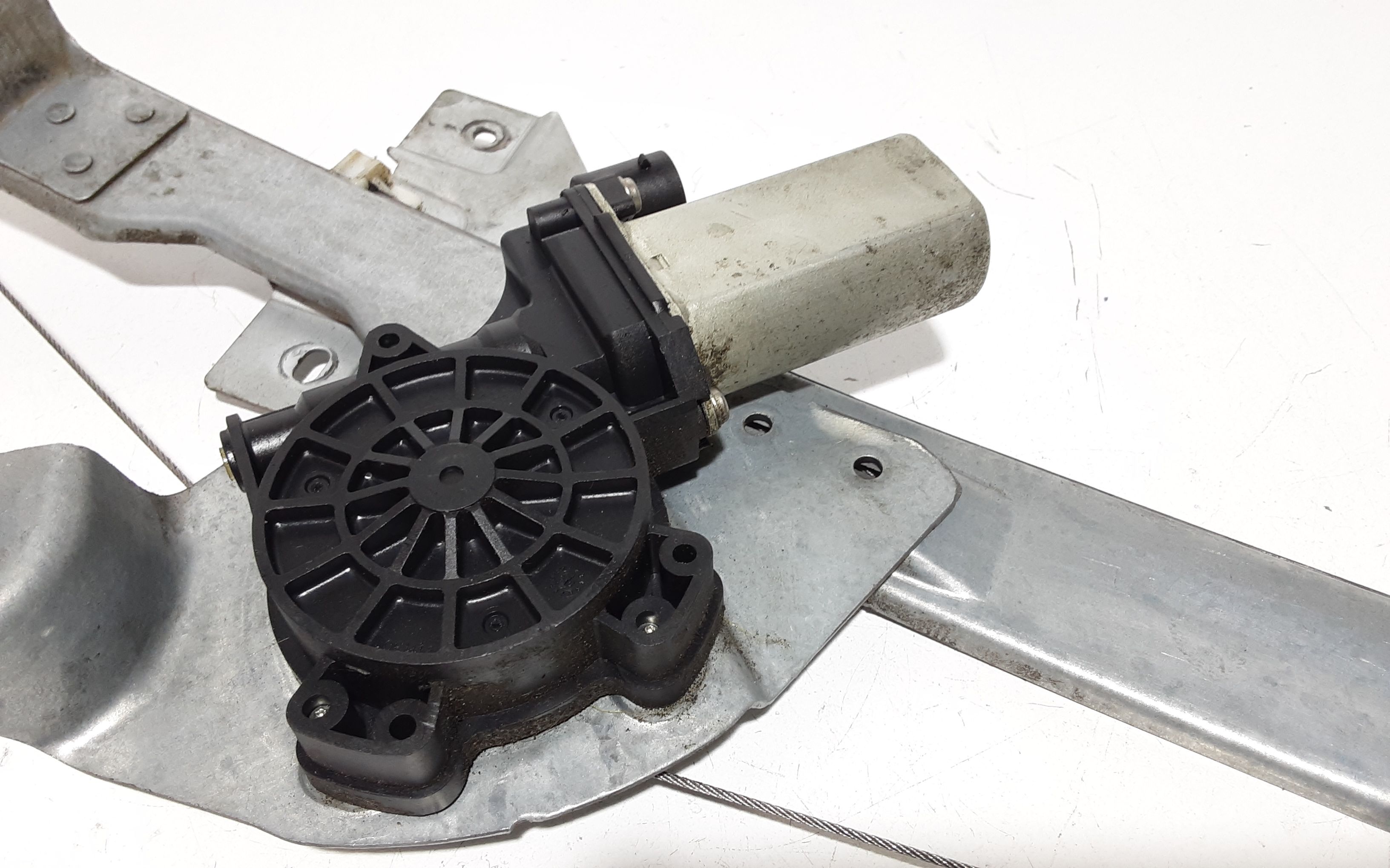 Cremagliera anteriore sinistra Guida DACIA Sandero 1 Serie