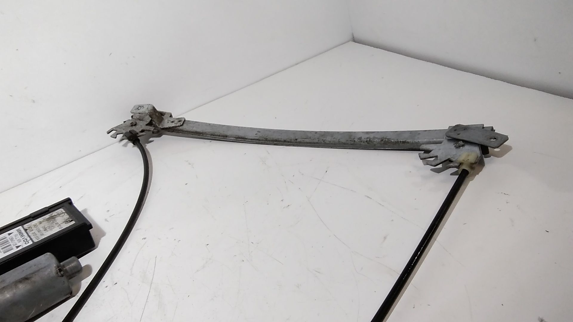 Cremagliera anteriore sinistra Guida AUDI A4 Avant (8E) 1 serie