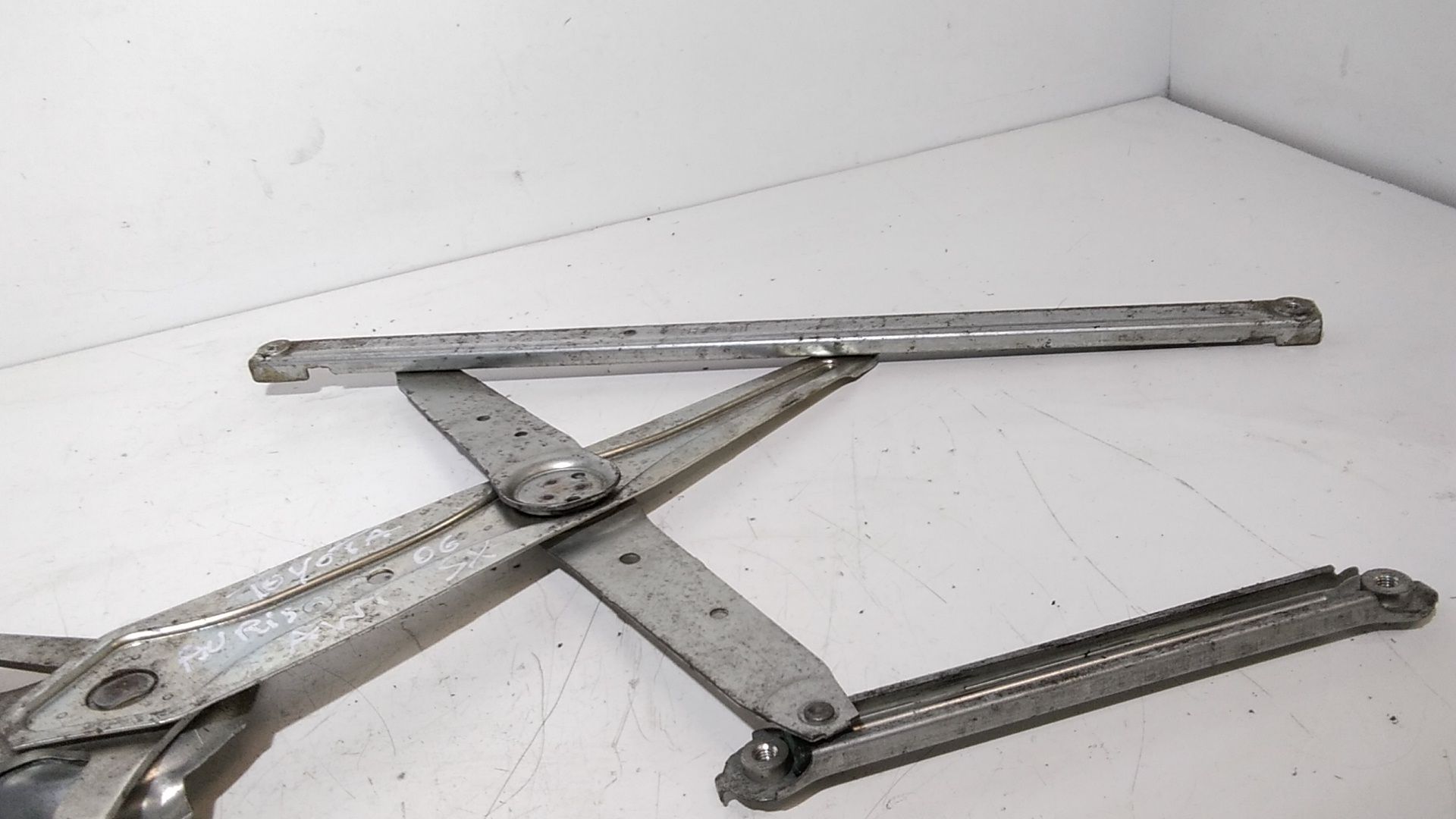 Cremagliera anteriore sinistra Guida TOYOTA Auris Serie (E150) (07>12)