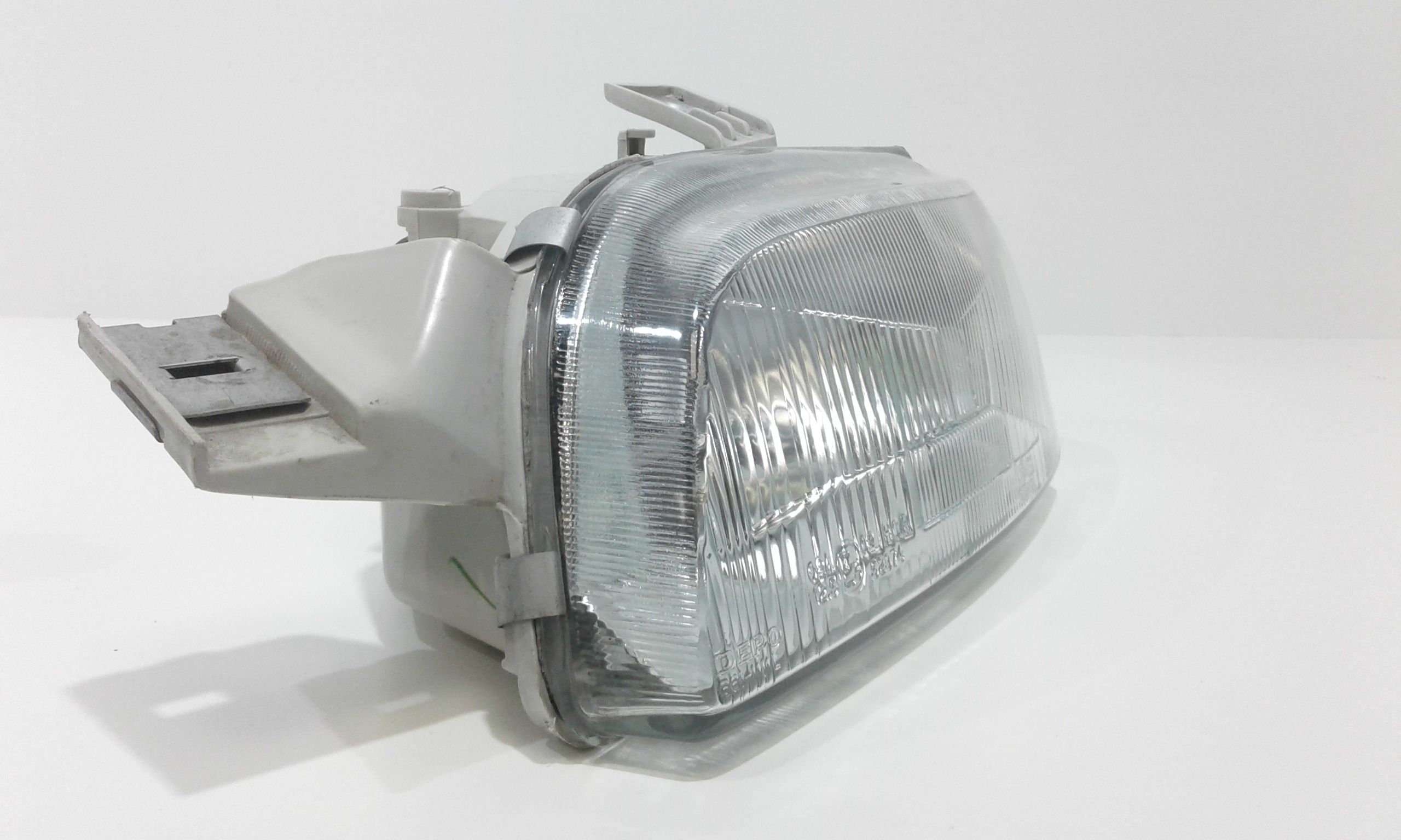 Faro anteriore Sinistro Guida FIAT Punto Berlina 3P