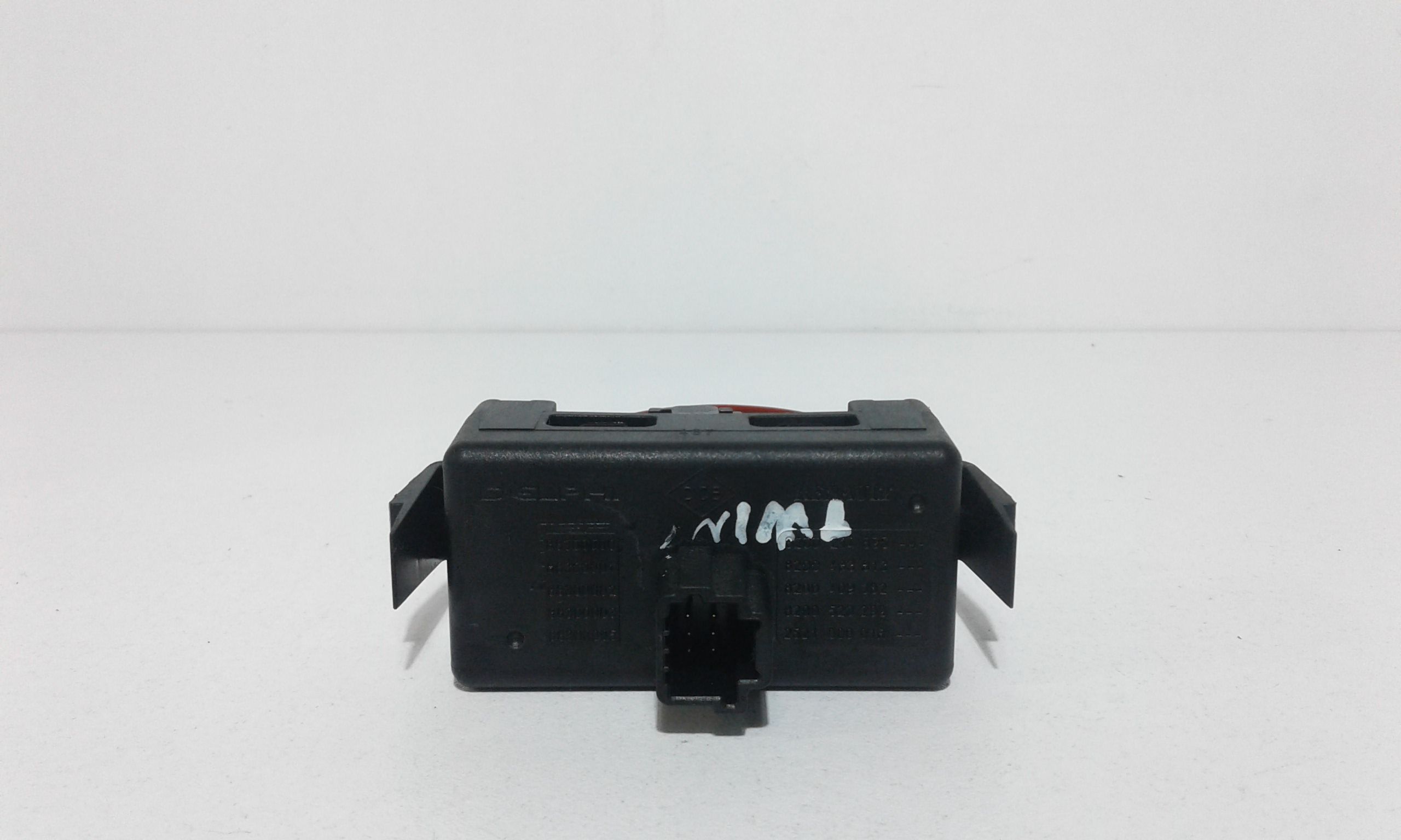 Pulsante luci di emergenza RENAULT Twingo 4 Serie