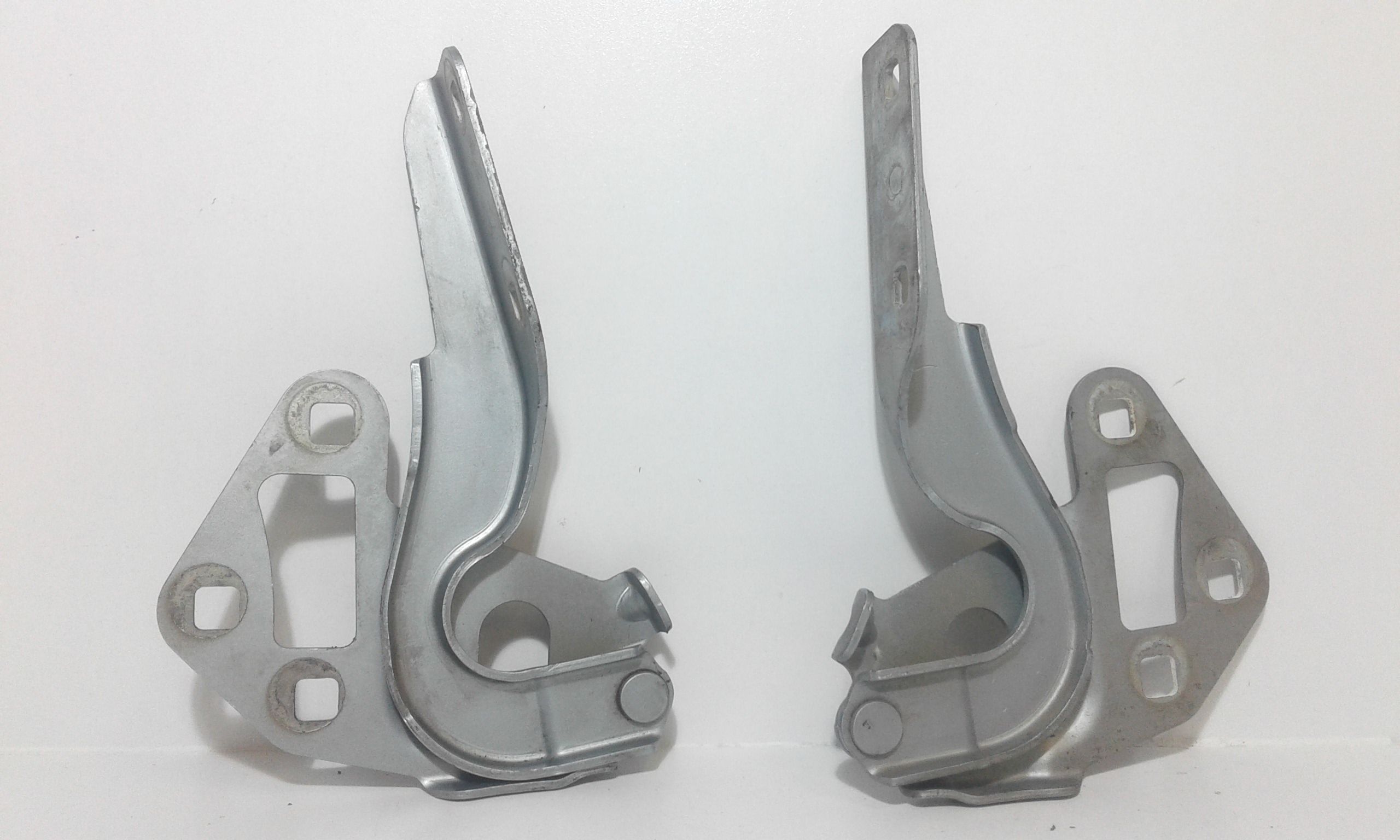 Cerniere cofano anteriore dx e sx FIAT Croma 2 Serie