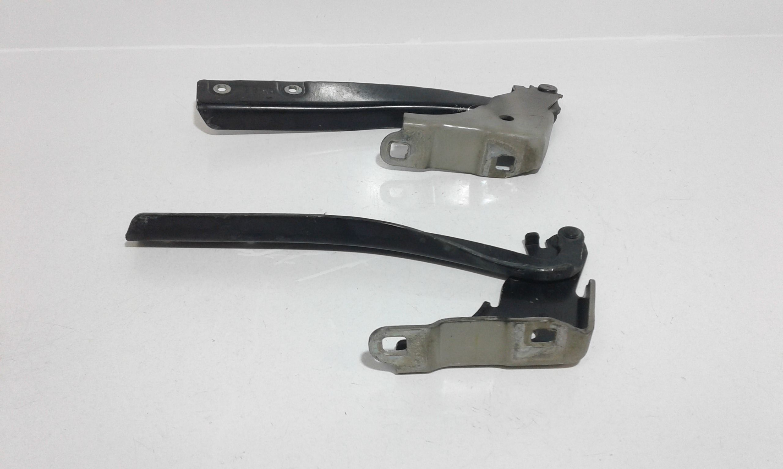Cerniere cofano anteriore dx e sx FIAT Grande Punto 1 Serie