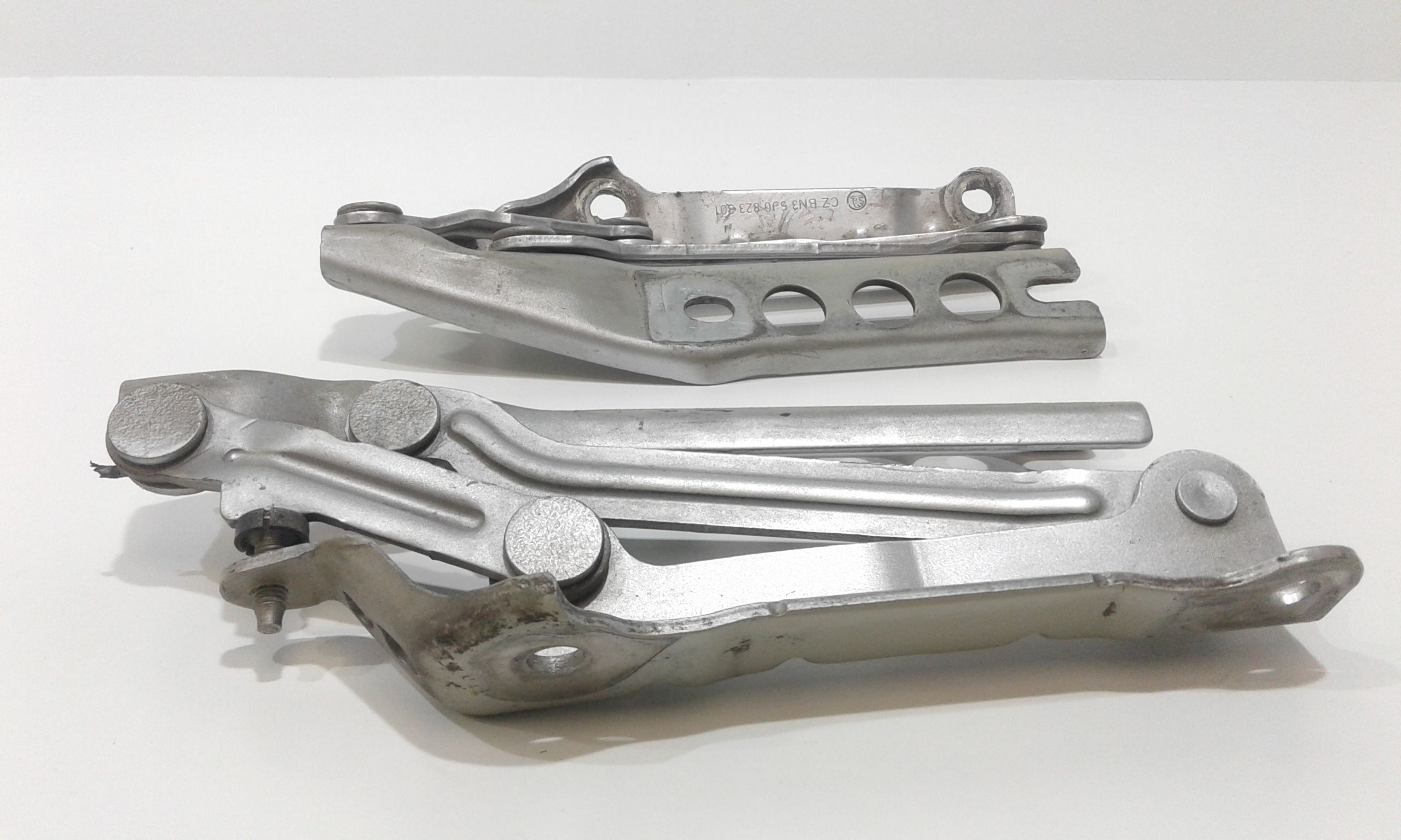 Cerniere cofano anteriore dx e sx SKODA Fabia Berlina 2 Serie