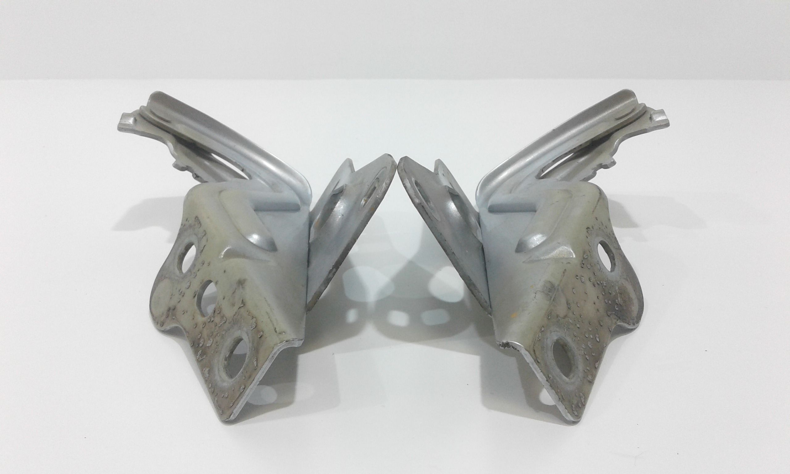 Cerniere cofano anteriore dx e sx SEAT Ibiza 7 Serie