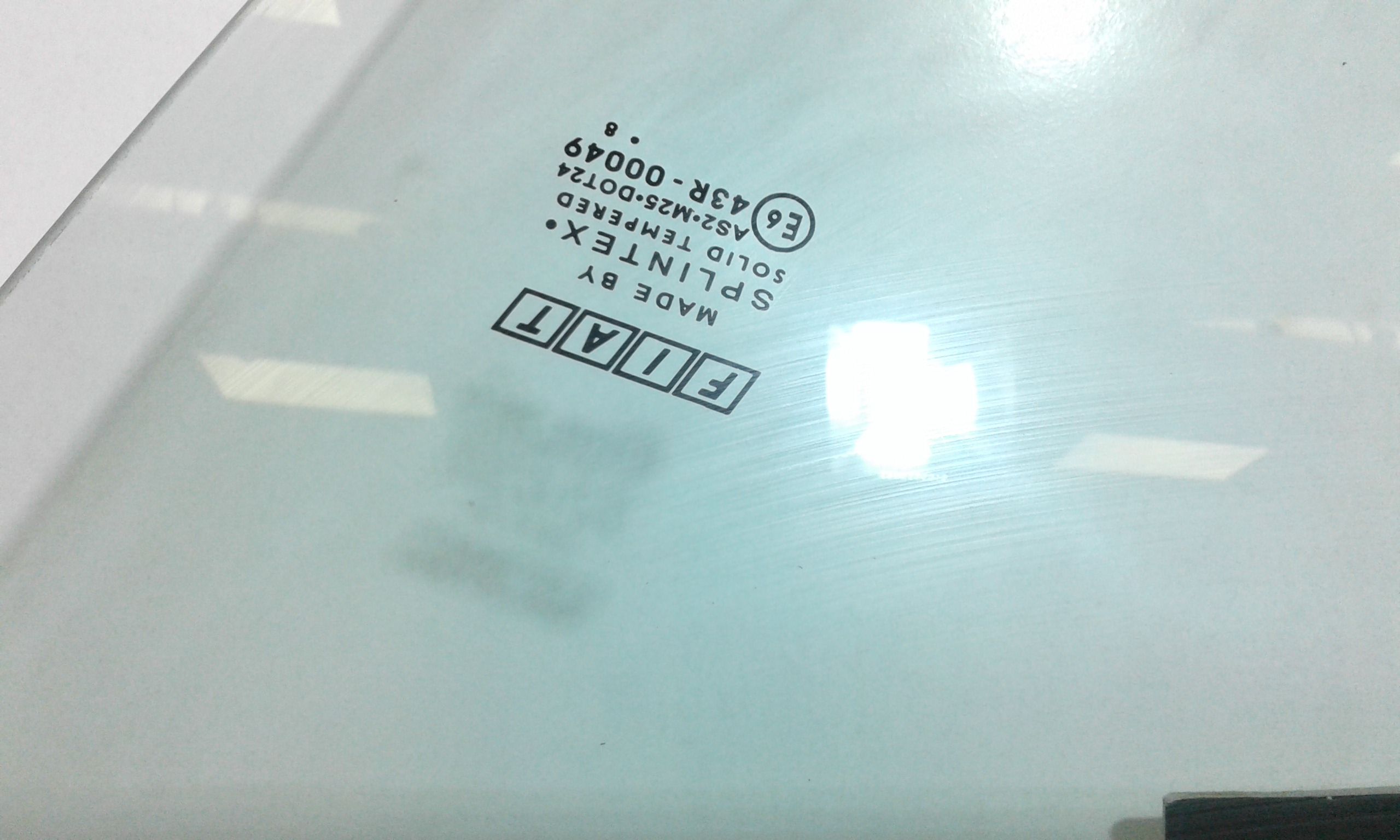 Vetro scendente anteriore Sinistro FIAT Croma 2 Serie