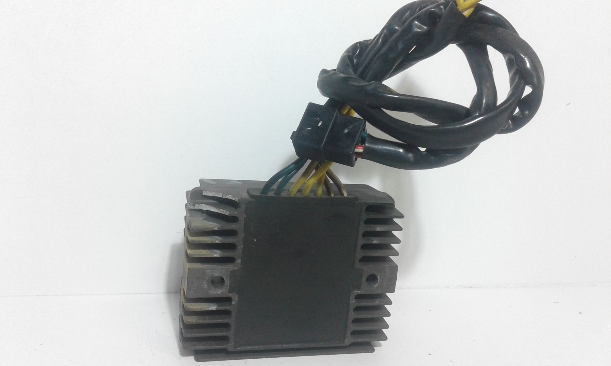 Regolatore tensione PIAGGIO Vespa GTS 250cc