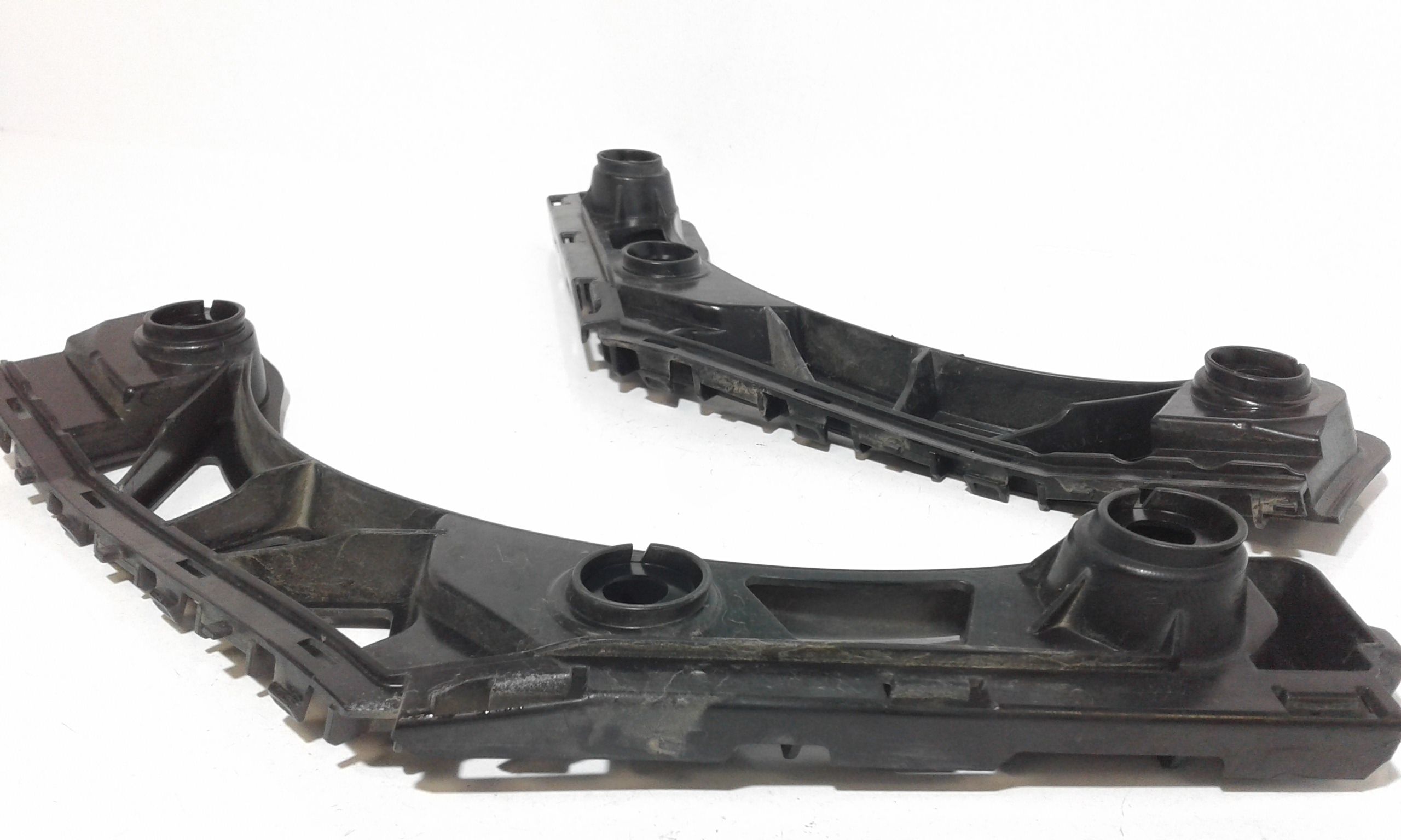 Supporti paraurti posteriore VOLKSWAGEN Tiguan Serie