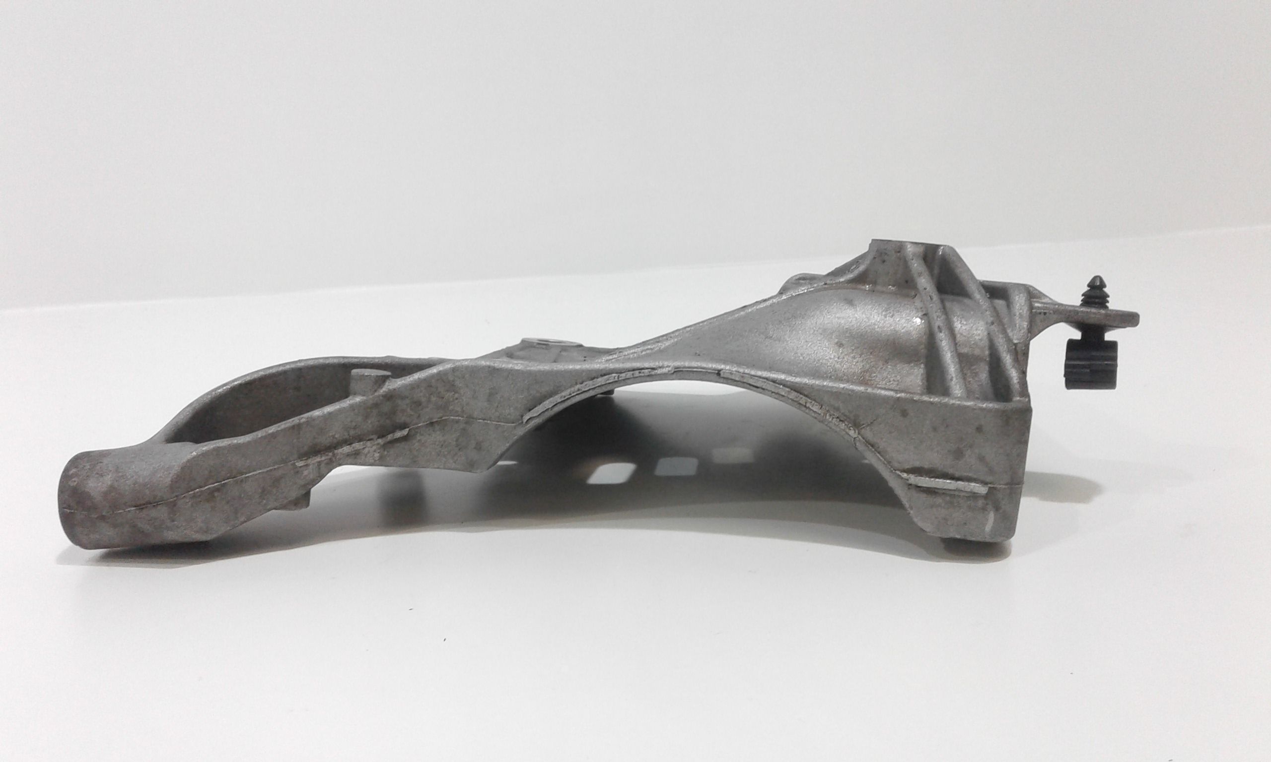 Staffa supporto compressore FIAT 500 X 1 Serie