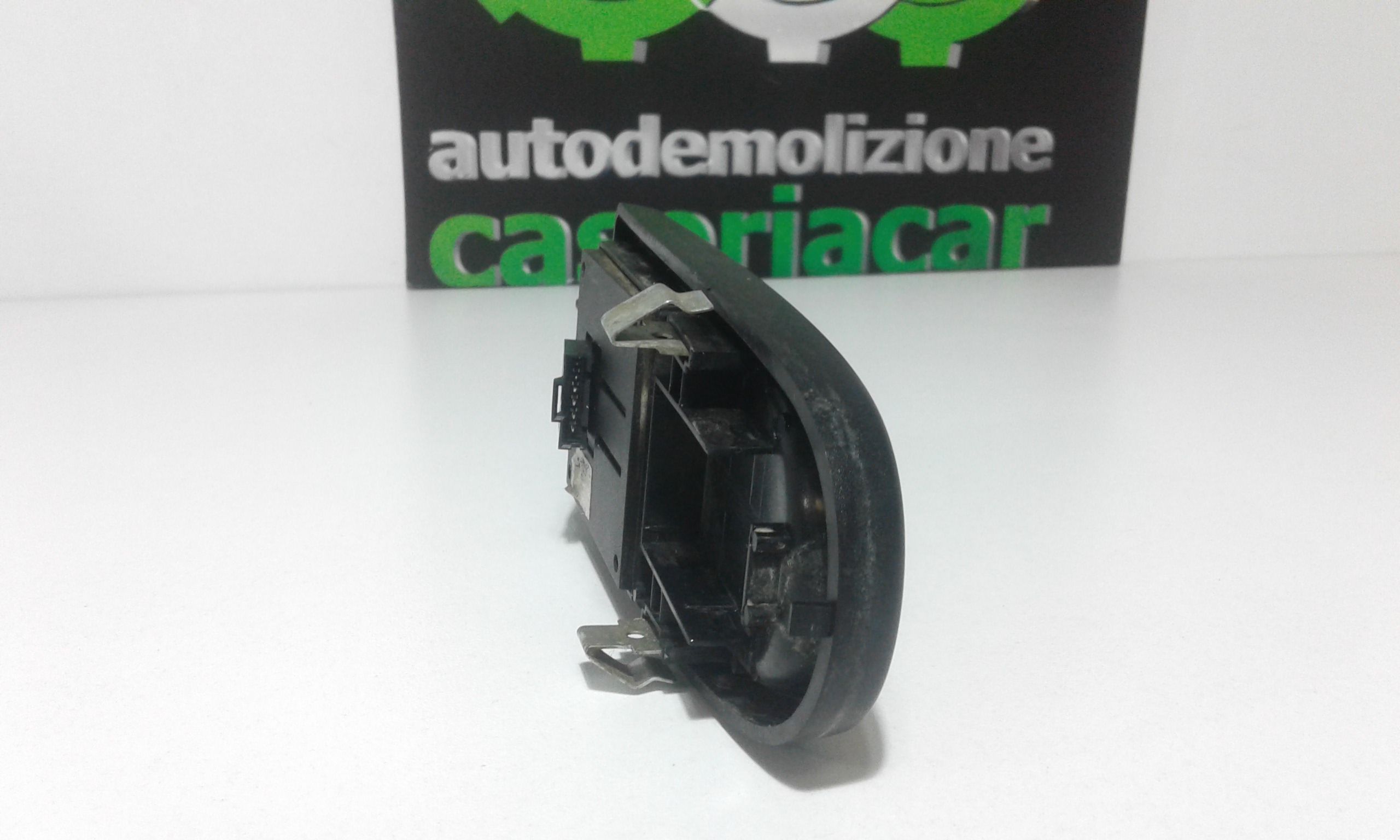 Pulsantiera Anteriore Sinistra Guida IVECO Daily 4 Serie